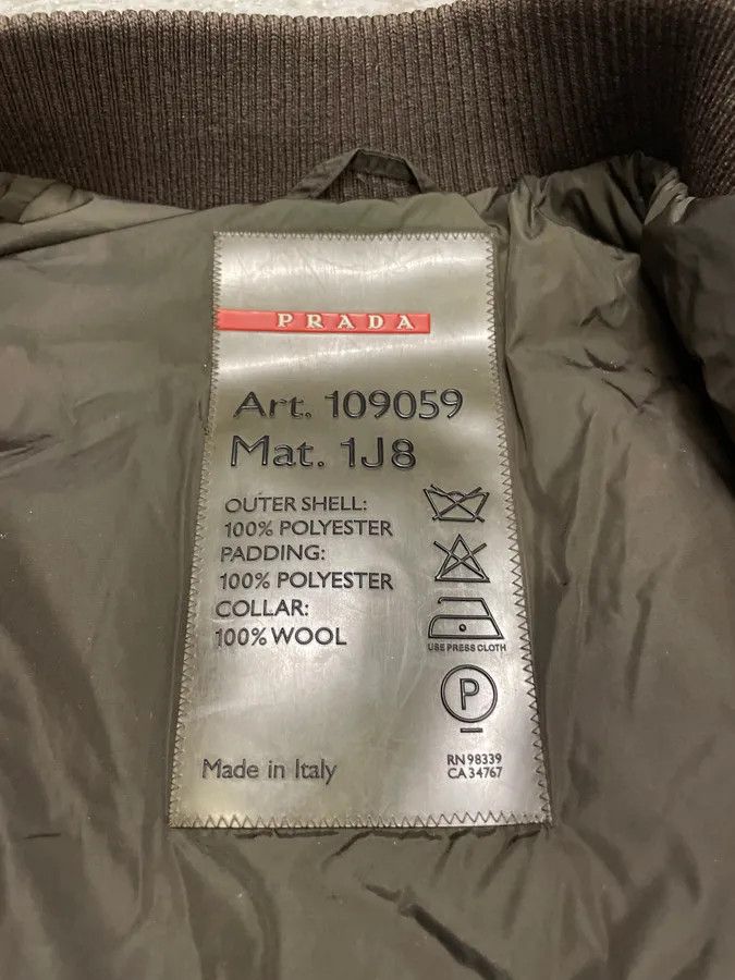 Prada × Vintage 2000s Prada Red Ski Vest Jacket Size US S / EU 44-46 / 1 - 10 Thumbnail