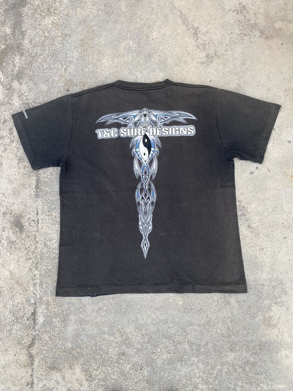 Vintage Thrashed Faded T&C Surf Tee
