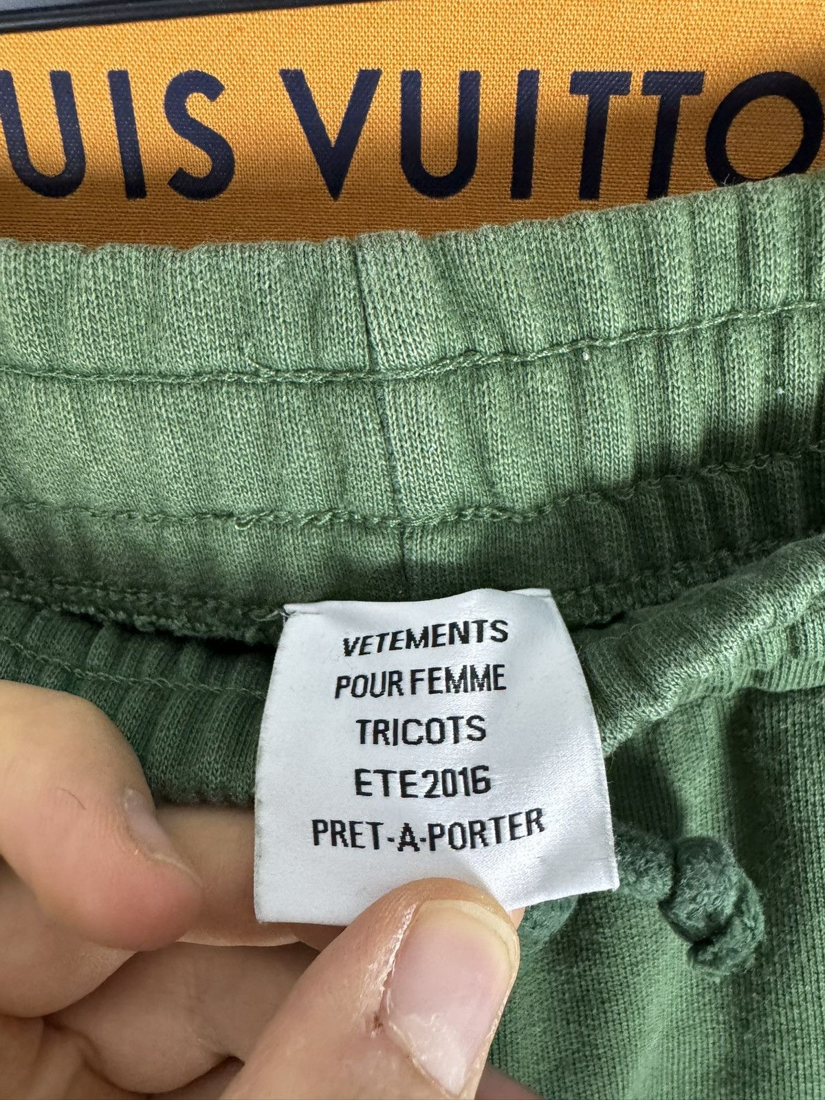 Vetements Vetements jogger sweat pants streetwear hype rare designer Size US 32 / EU 48 - 4 Thumbnail