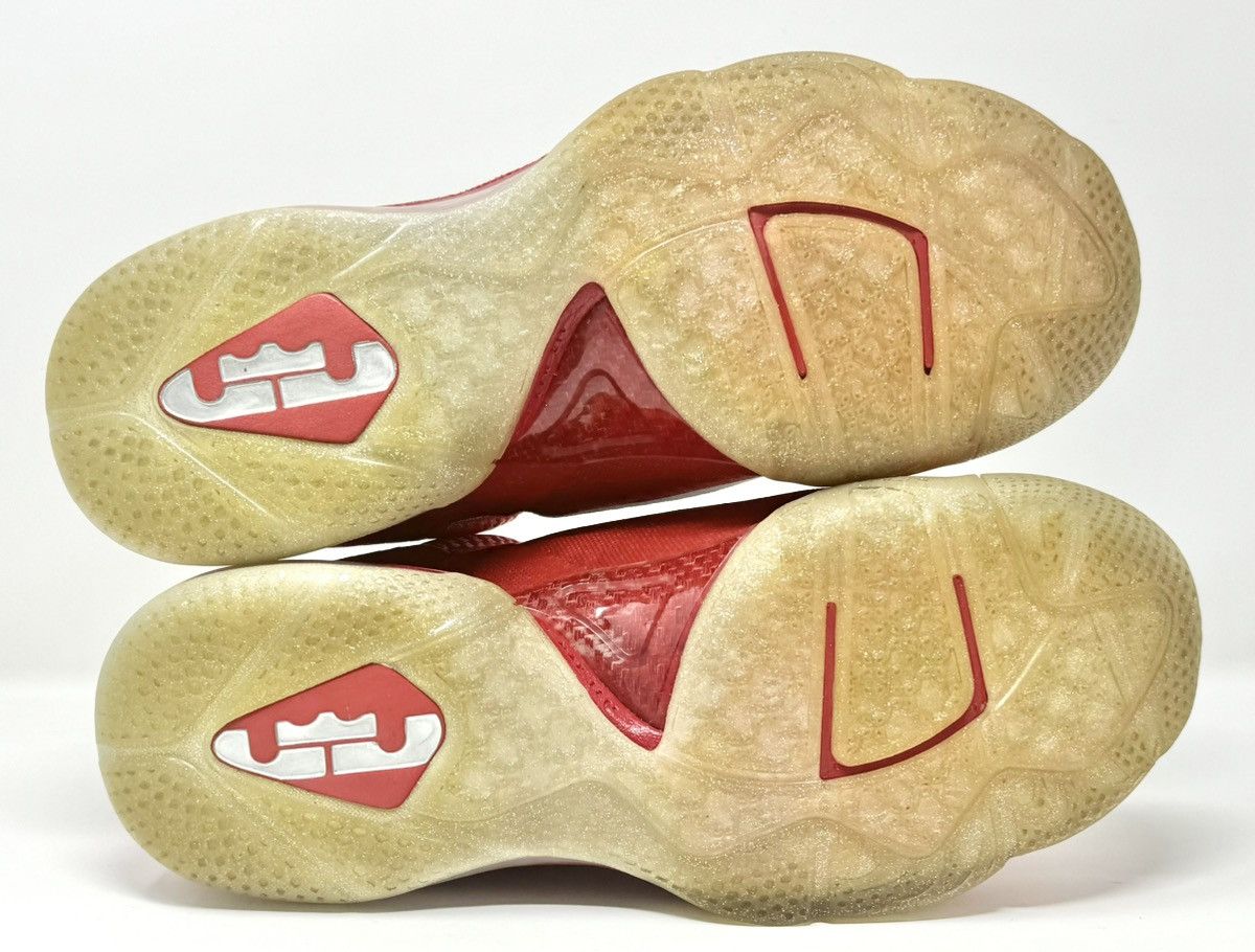 Nike × Vintage Nike LeBron IX 9 Christmas 469764-602 size 9.5 Size US 9.5 / EU 42-43 - 8 Thumbnail