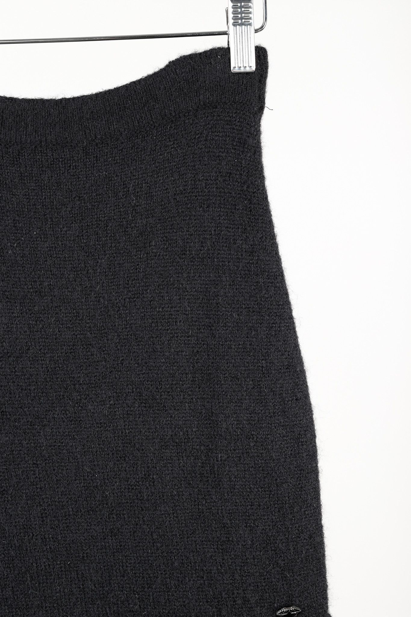 Chanel Chanel 09A Black Wool & Mohair Tiered-Hem Skirt Size 24" / US 00 / IT 34 - 5 Thumbnail