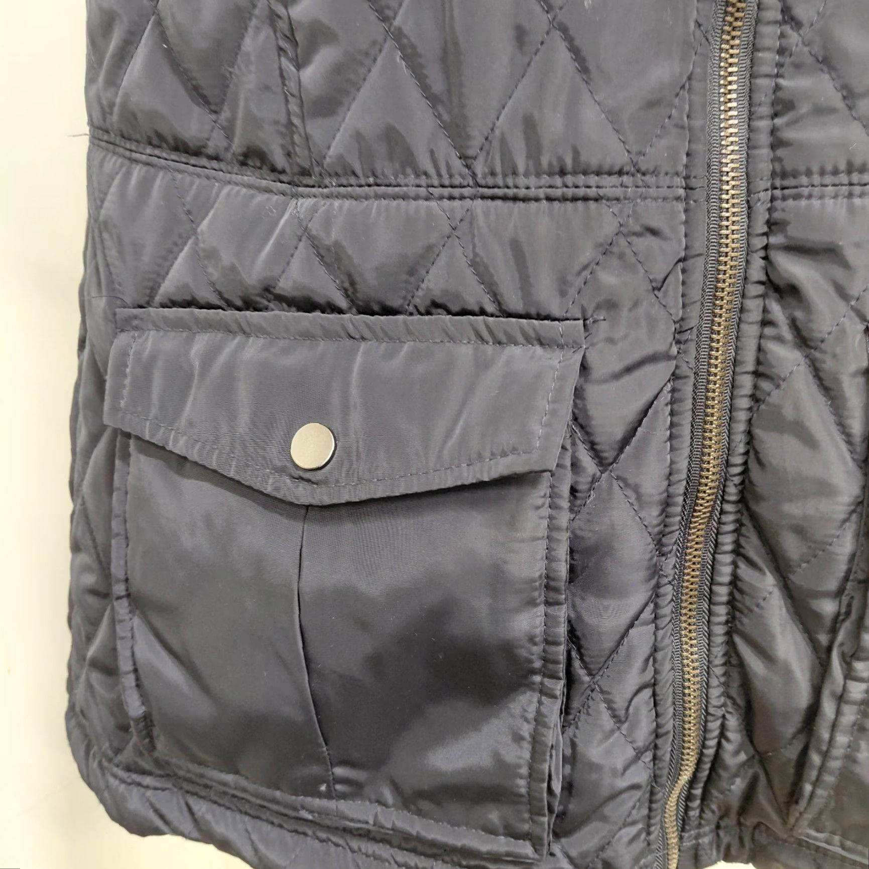 Vintage Thread & Supply Black Quilted Vest Women’s Size Large Full Zip Pockets Vest Quilted Black L Women Mens? Size L / US 10 / IT 46 - 5 Thumbnail
