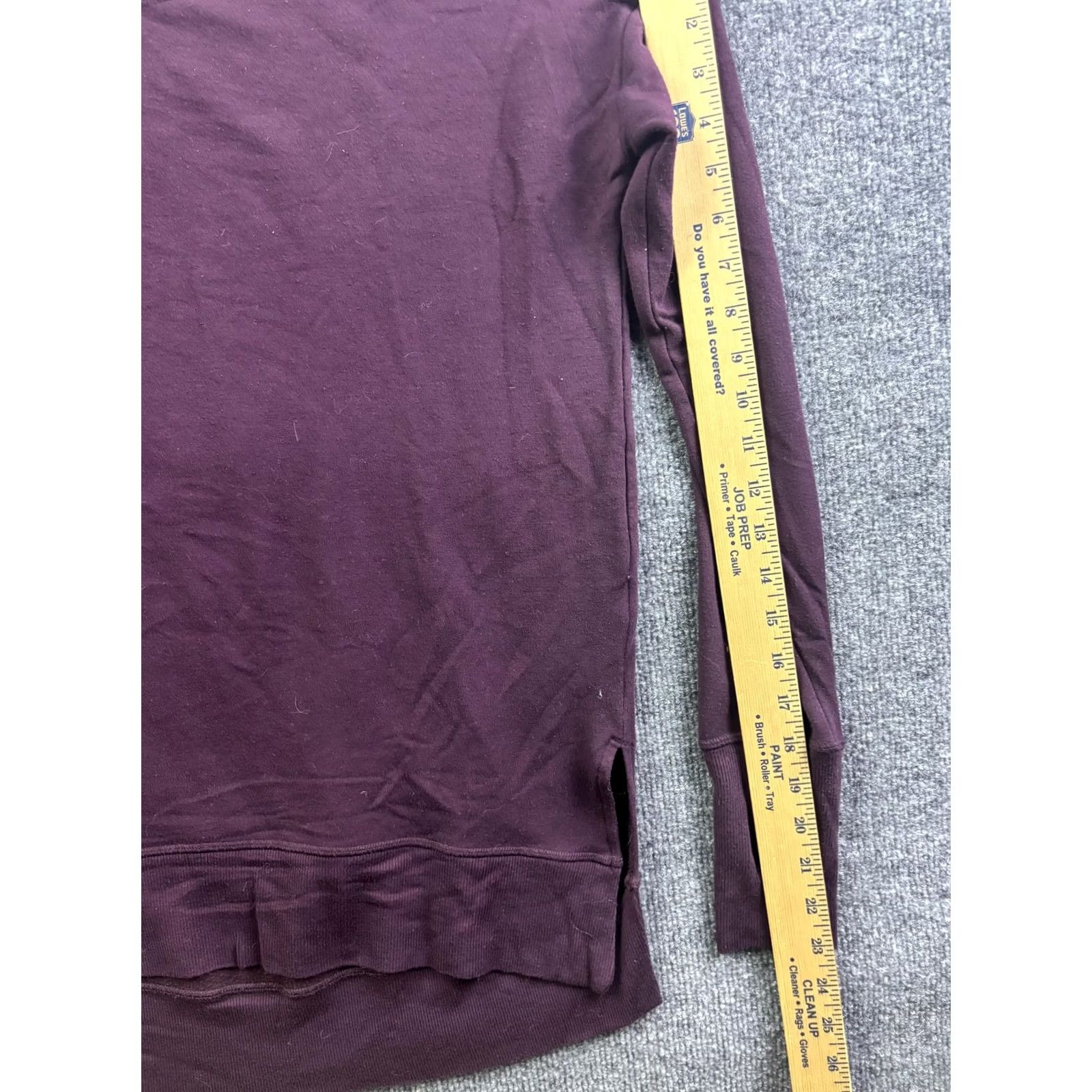 Athleta Athleta Sweatshirt Womens MT Tall Purple Fleece Pullover Crewneck Thumbholes Size M / US 6-8 / IT 42-44 - 4 Thumbnail