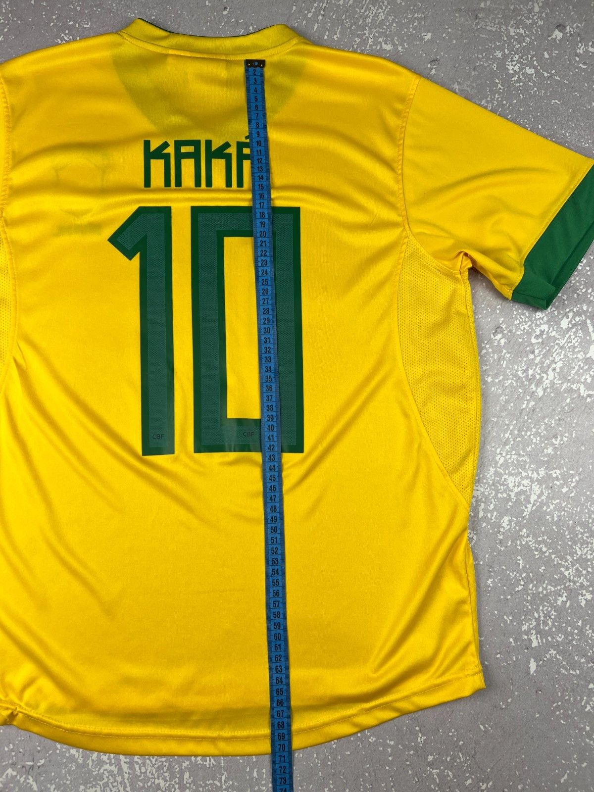 Other Brazil #10 KAKA Soccer Jersey Camiseta BLOKE Yellow T Shirt Size US XL / EU 56 / 4 - 8 Thumbnail