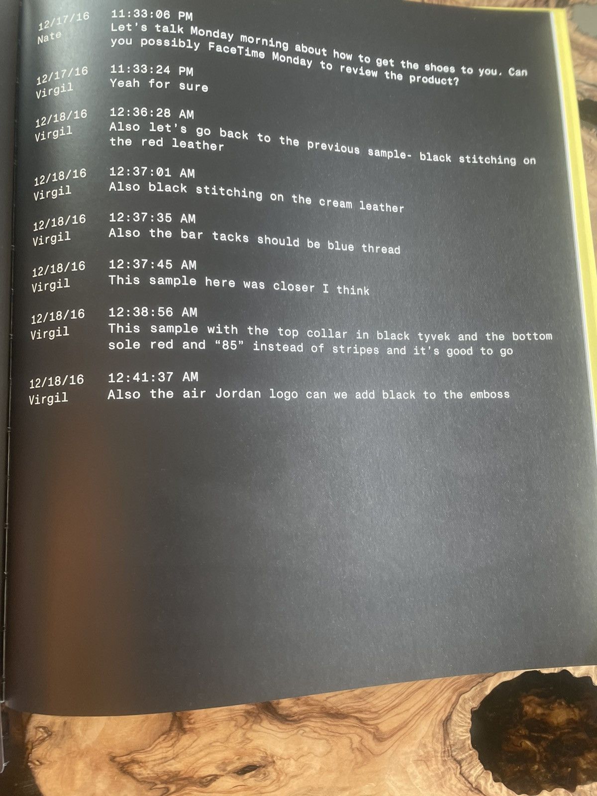 Nike × Off-White Virgil Abloh. Nike. ICONS Coffee Table Book Size ONE SIZE - 15 Thumbnail