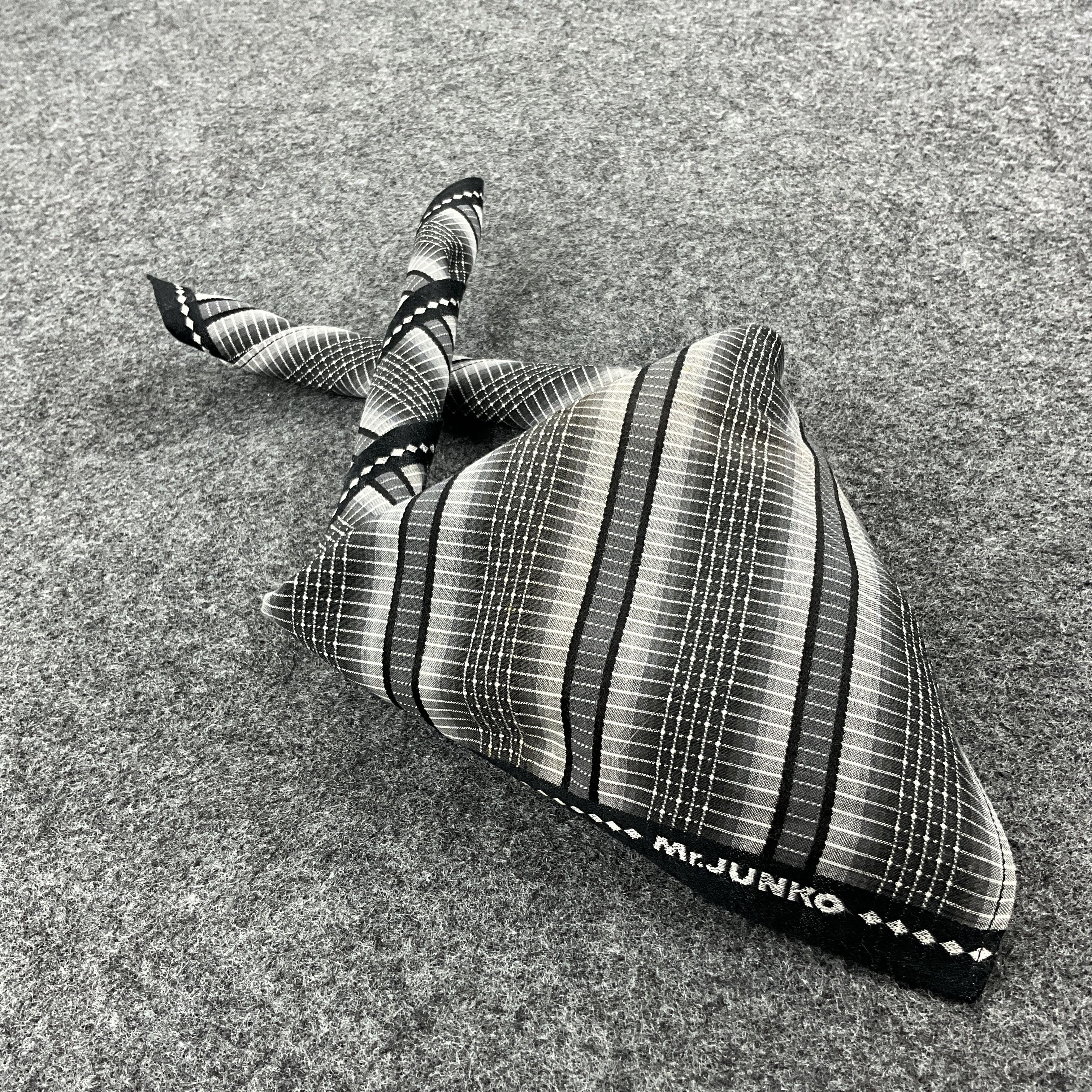 Japanese Brand × Mr. Junko Mr. Junko Handkerchief / Bandana / Neckerchief B080 Size ONE SIZE - 2 Thumbnail