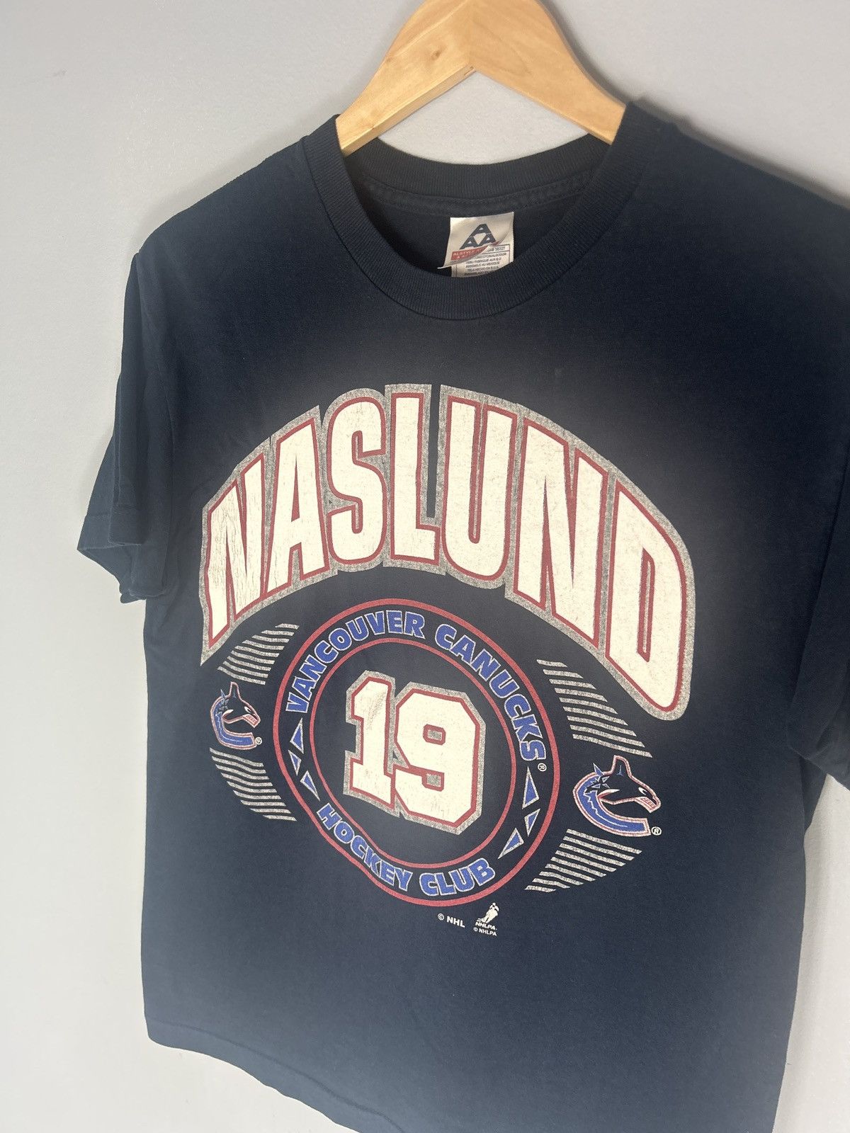 NHL Vintage Markus Naslund Vancouver Canucks Hockey Tee Size US M / EU 48-50 / 2 - 2 Thumbnail