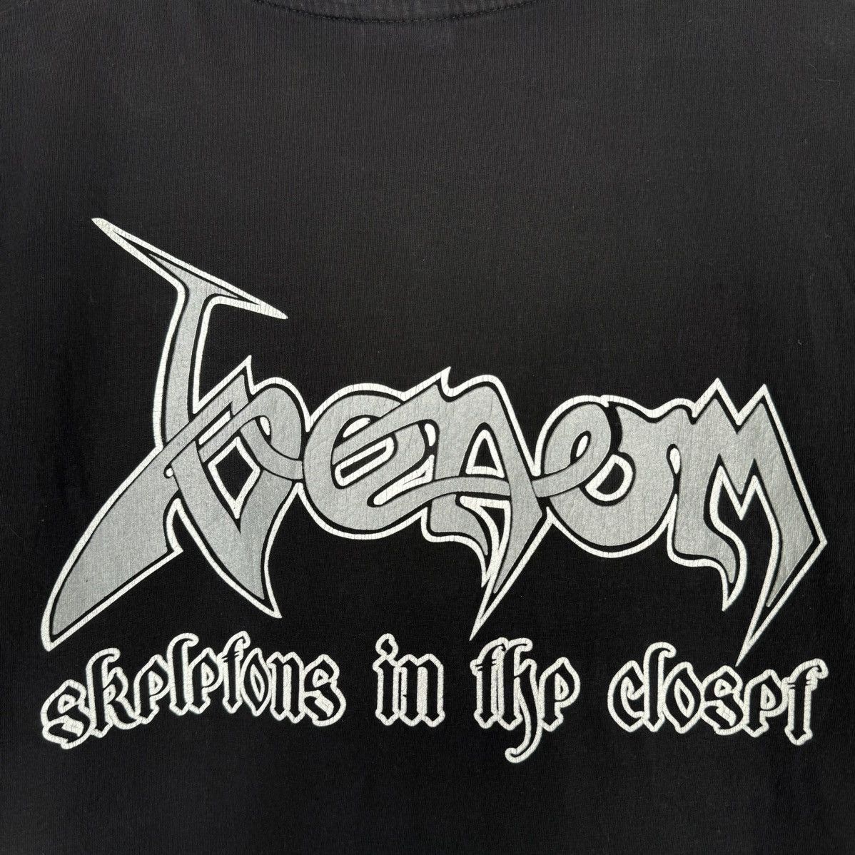 Band Tees Vintage Venom Skeletons In The Closet Euro Metal T Shirt Size US L / EU 52-54 / 3 - 5 Thumbnail