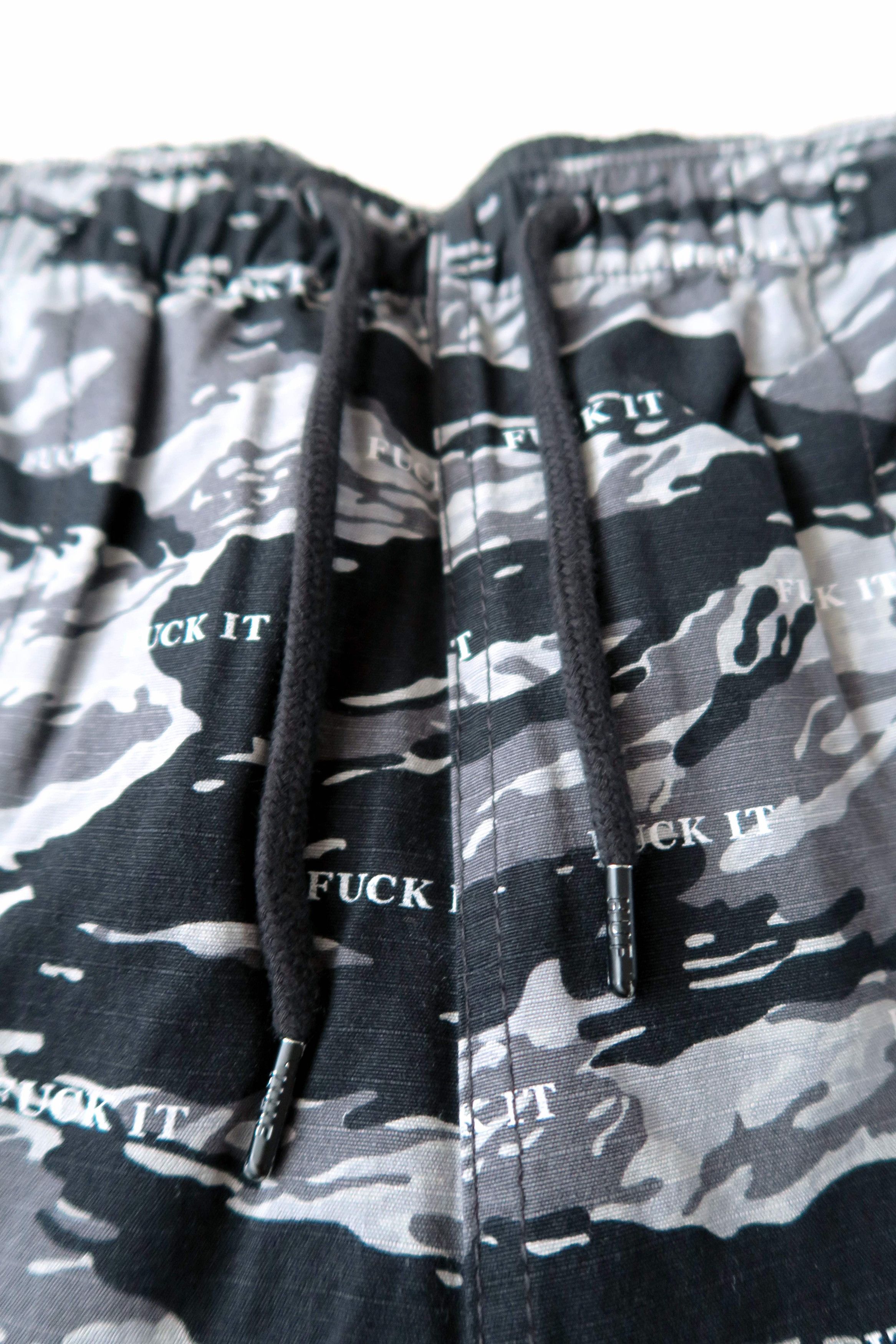 Huf HUF “Fxxk It” Tiger Army Camo Easy Shorts Size US 32 / EU 48 - 3 Thumbnail