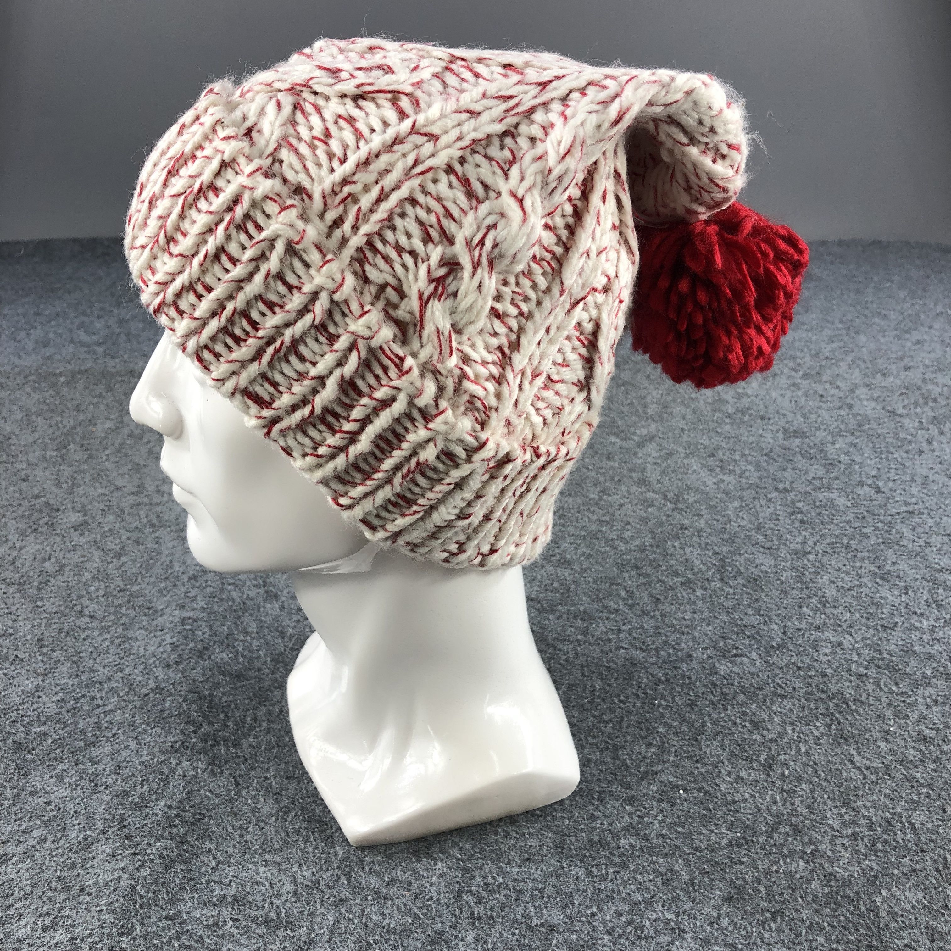 Vintage Unknown Red Cable Knit Bobble Beanie Snowcap Snow Hat B369 Size ONE SIZE - 1 Thumbnail