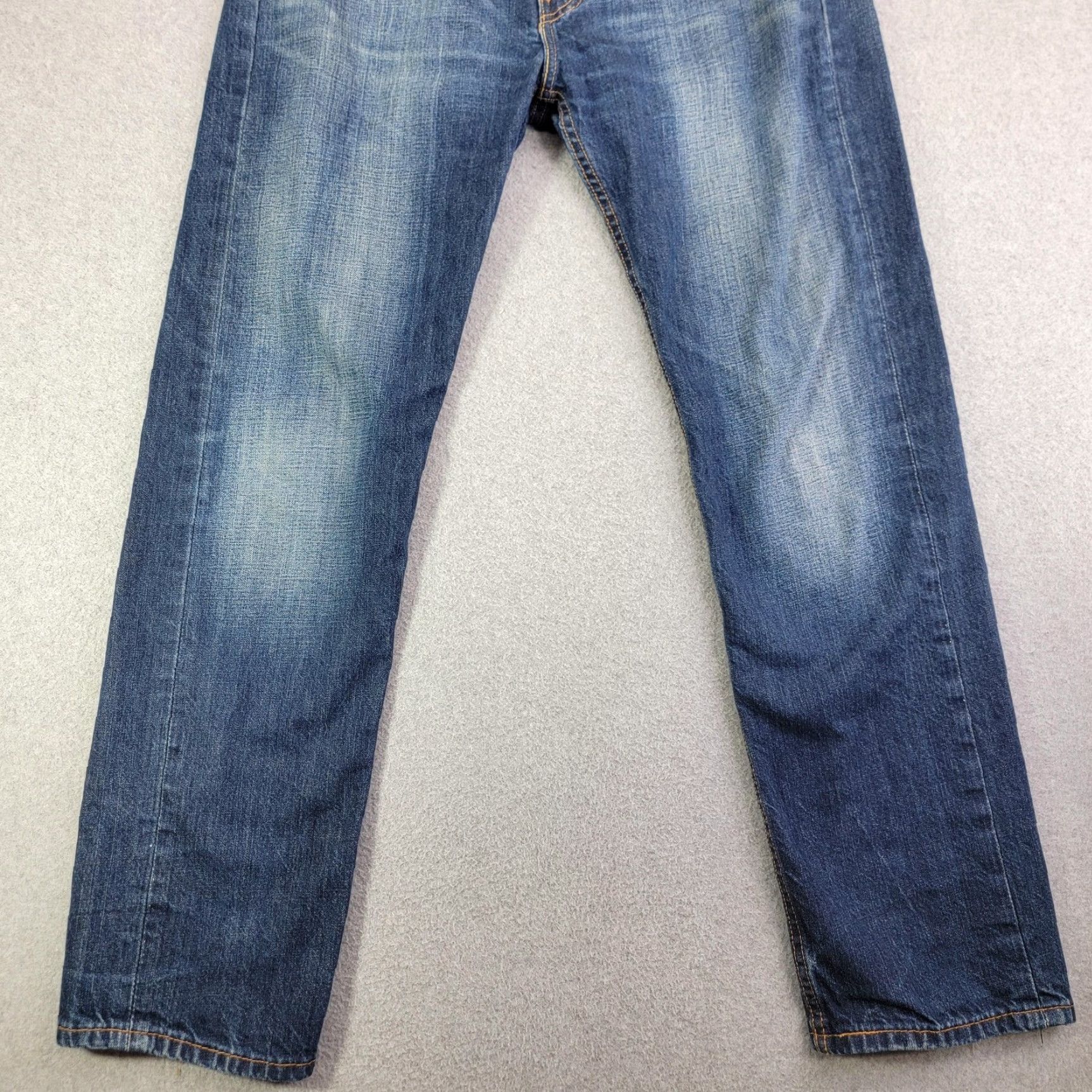 Levi's Levi's 505 Jeans Mens 34x32 Blue Medium Wash Regular Straight Distressed Denim Zip Fly Five-Pocket Leather Patch Red Tab Size US 34 / EU 50 - 2 Thumbnail