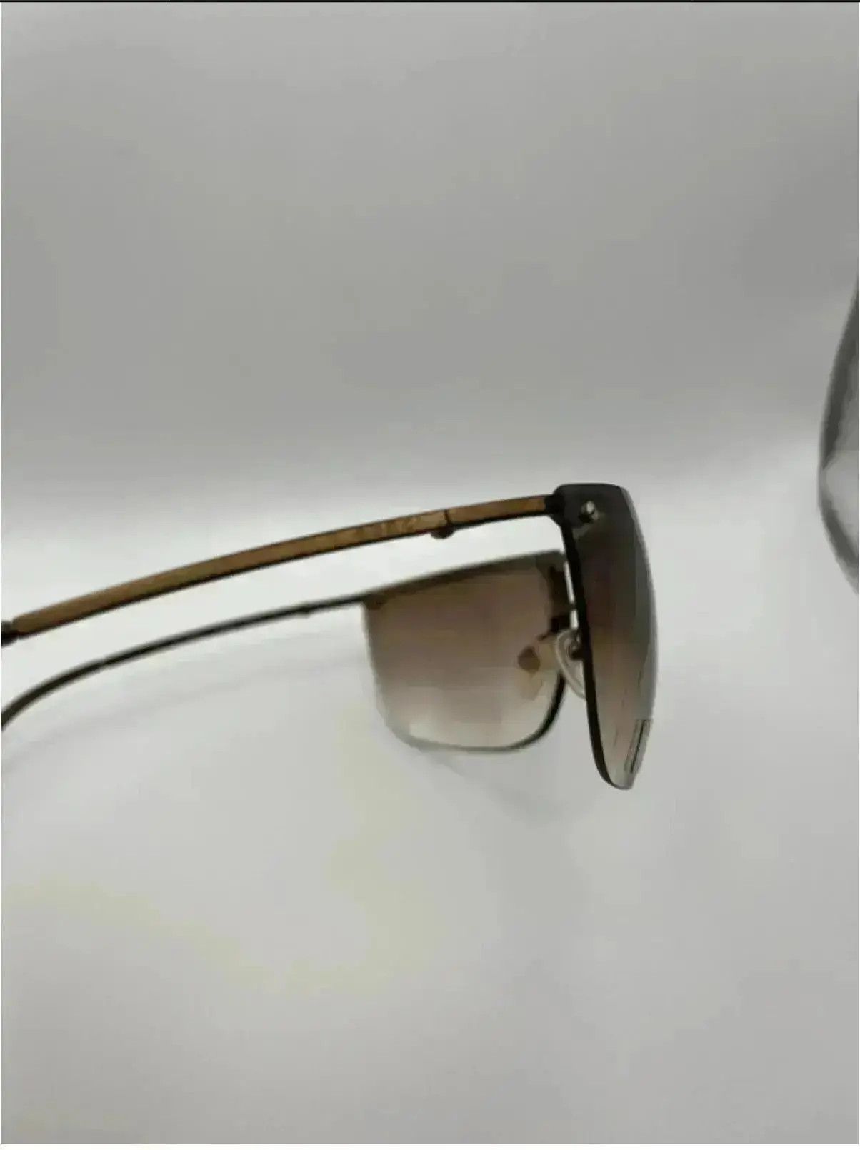 Gucci × Tom Ford × Vintage GUCCI Sunglasses Shield Wrap Rimless Tom Ford Era Vintage Size ONE SIZE - 3 Thumbnail
