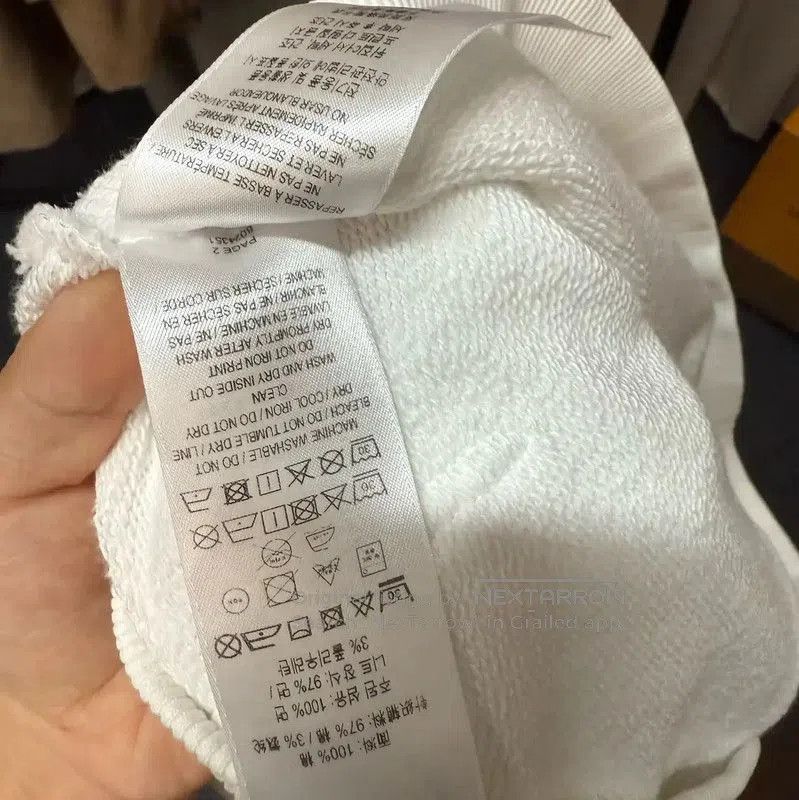 Burberry Burberry White Cotton Women's Hoodie. Size M / US 6-8 / IT 42-44 - 4 Thumbnail