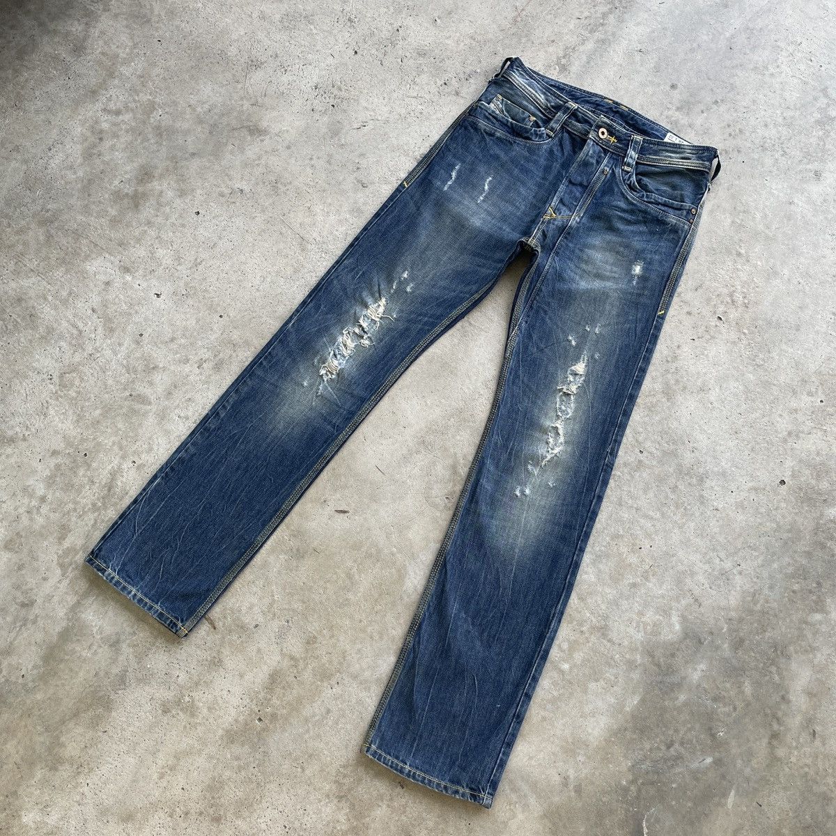 Diesel Vintage Diesel Timmen Distressed Jeans Faded Denim Pants Size US 29 - 2 Thumbnail