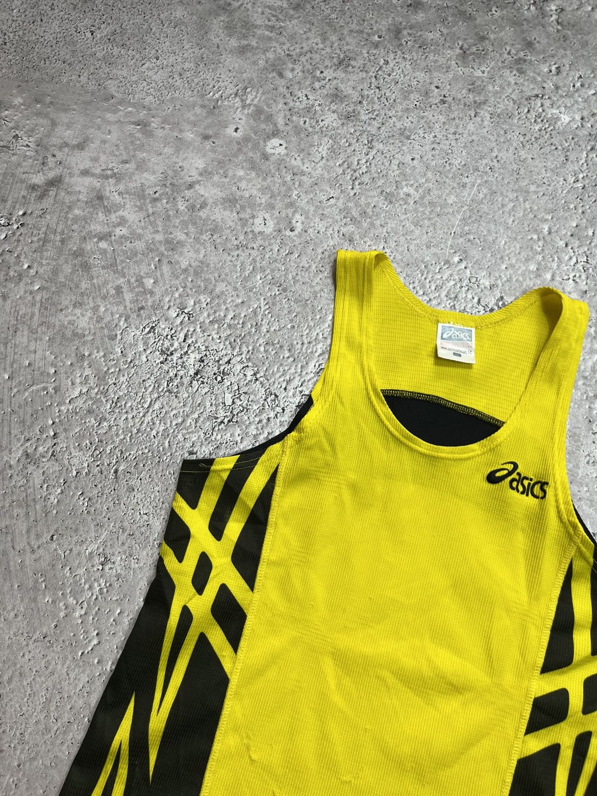Asics Vintage Asics Team Line Running Tank Top Size M Hong Kong Size M / US 6-8 / IT 42-44 - 3 Thumbnail