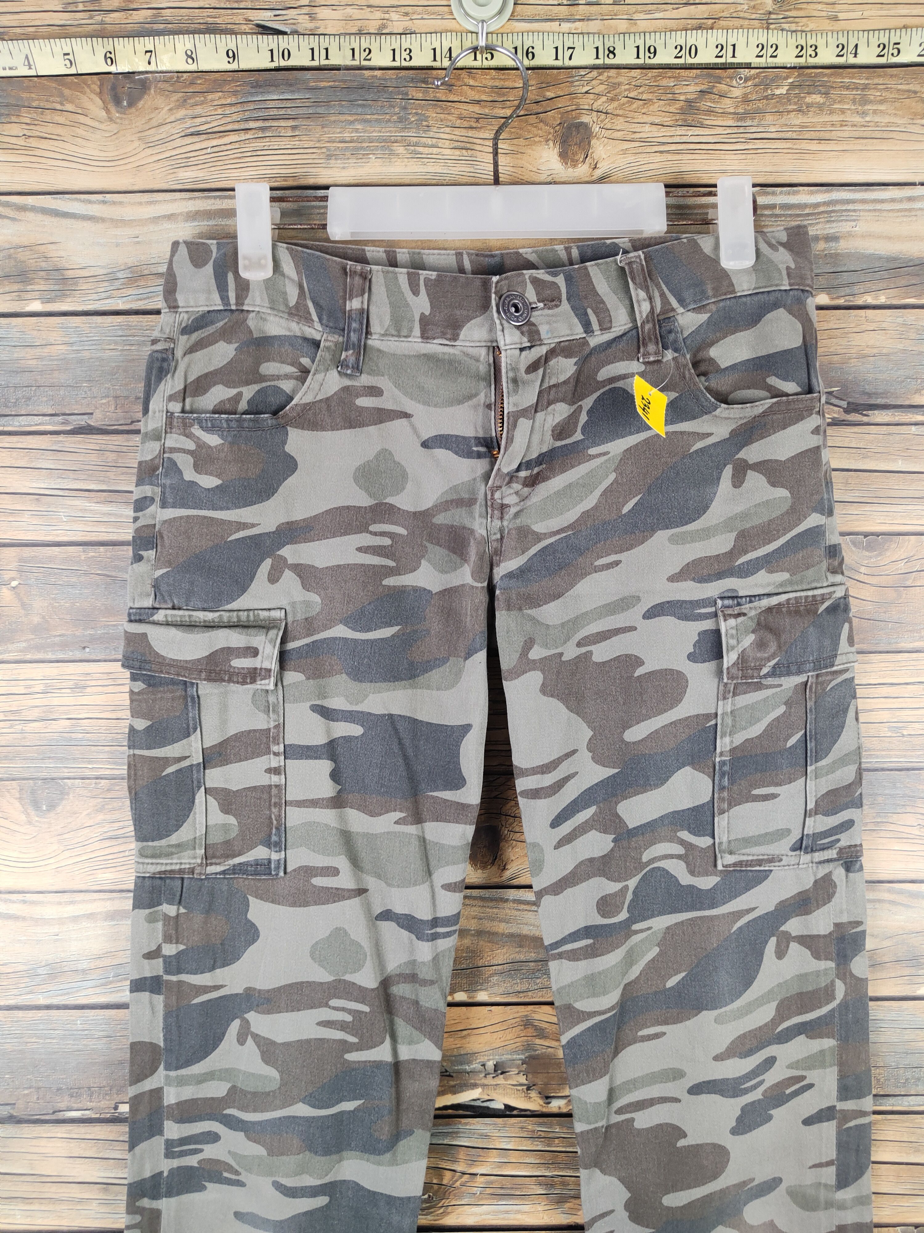Japanese Brand DL Japanese Brand Camouflage Multipocket Cargo Pants #2341 Size 29" - 2 Thumbnail