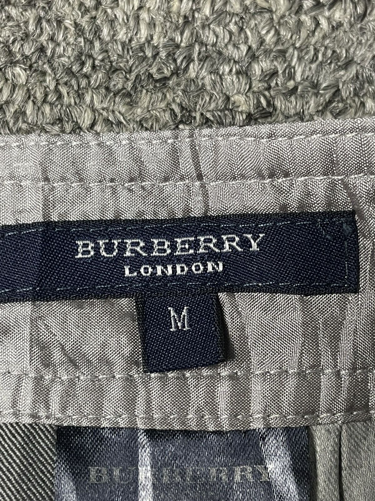 Burberry Vintage BURBERRY Mini Skirts (100) Size 28" / US 6 / IT 42 - 7 Thumbnail
