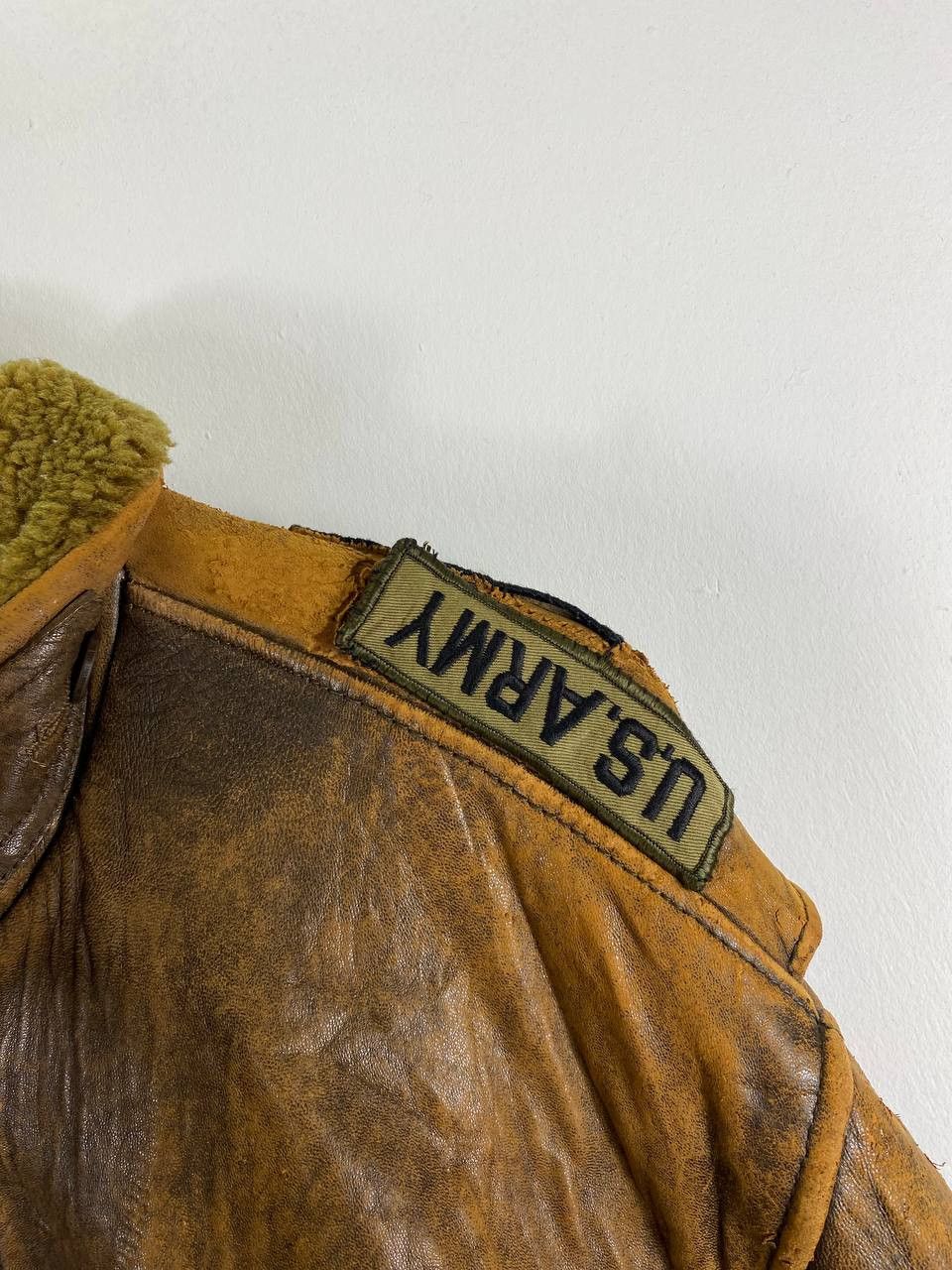 Avirex vintage avirex us air force leather jacket distressed Size US M / EU 48-50 / 2 - 9 Thumbnail