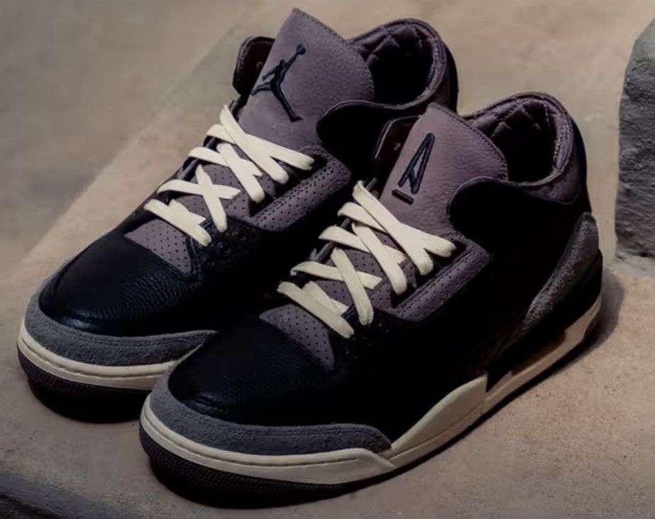 A Ma Maniere × Jordan Brand A Ma Maniere Jordan 3 Retro OG Sz 12 (W13.5) Size US 12 / EU 45 - 2 Thumbnail