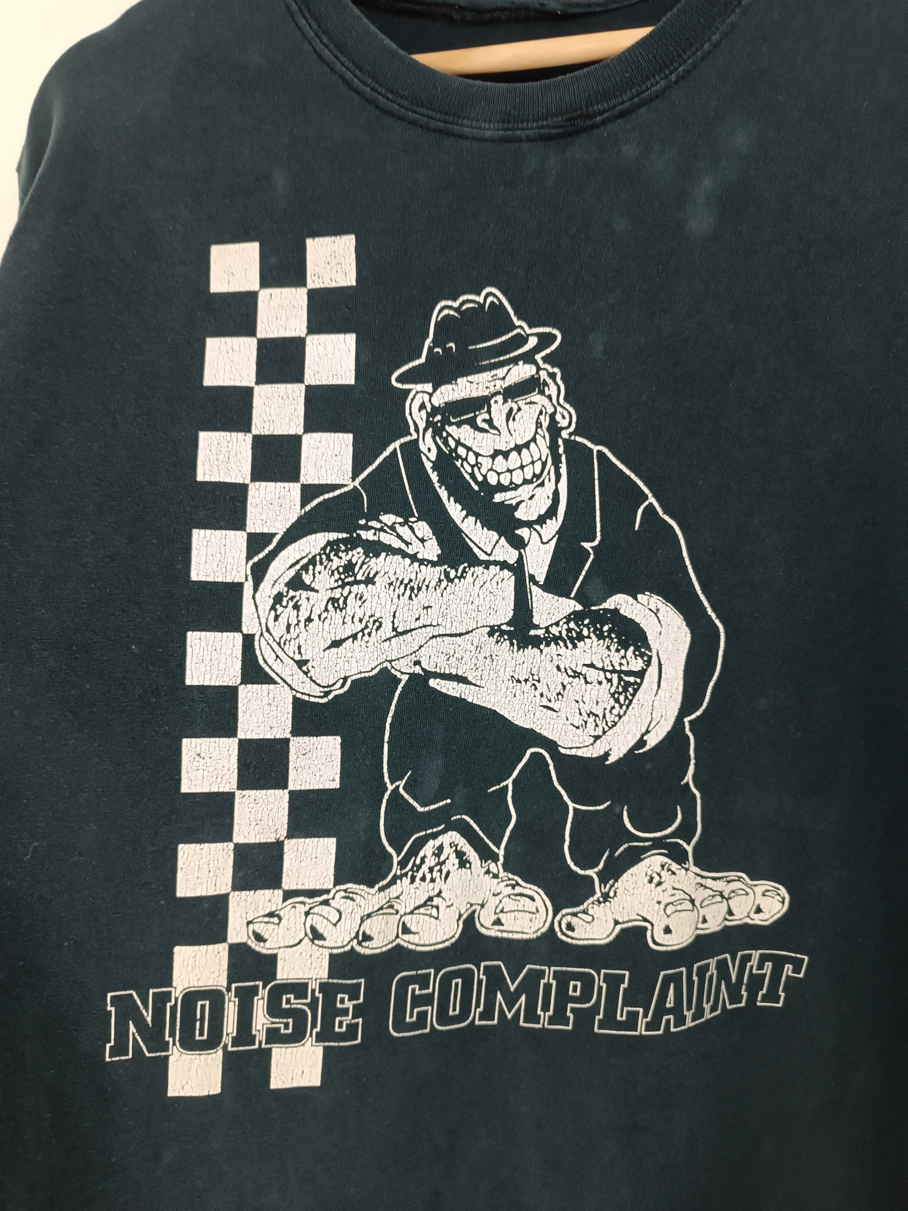 Band Tees THRASHED FADED VINTAGE NOISE COMPLAINT SKA PUNK nofx sublime Size US M / EU 48-50 / 2 - 9 Thumbnail