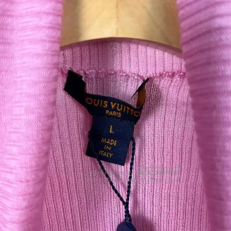 Louis Vuitton Louis Vuitton Pink Wool Knit Turtleneck Sweater . Size L / US 10 / IT 46 - 4 Thumbnail