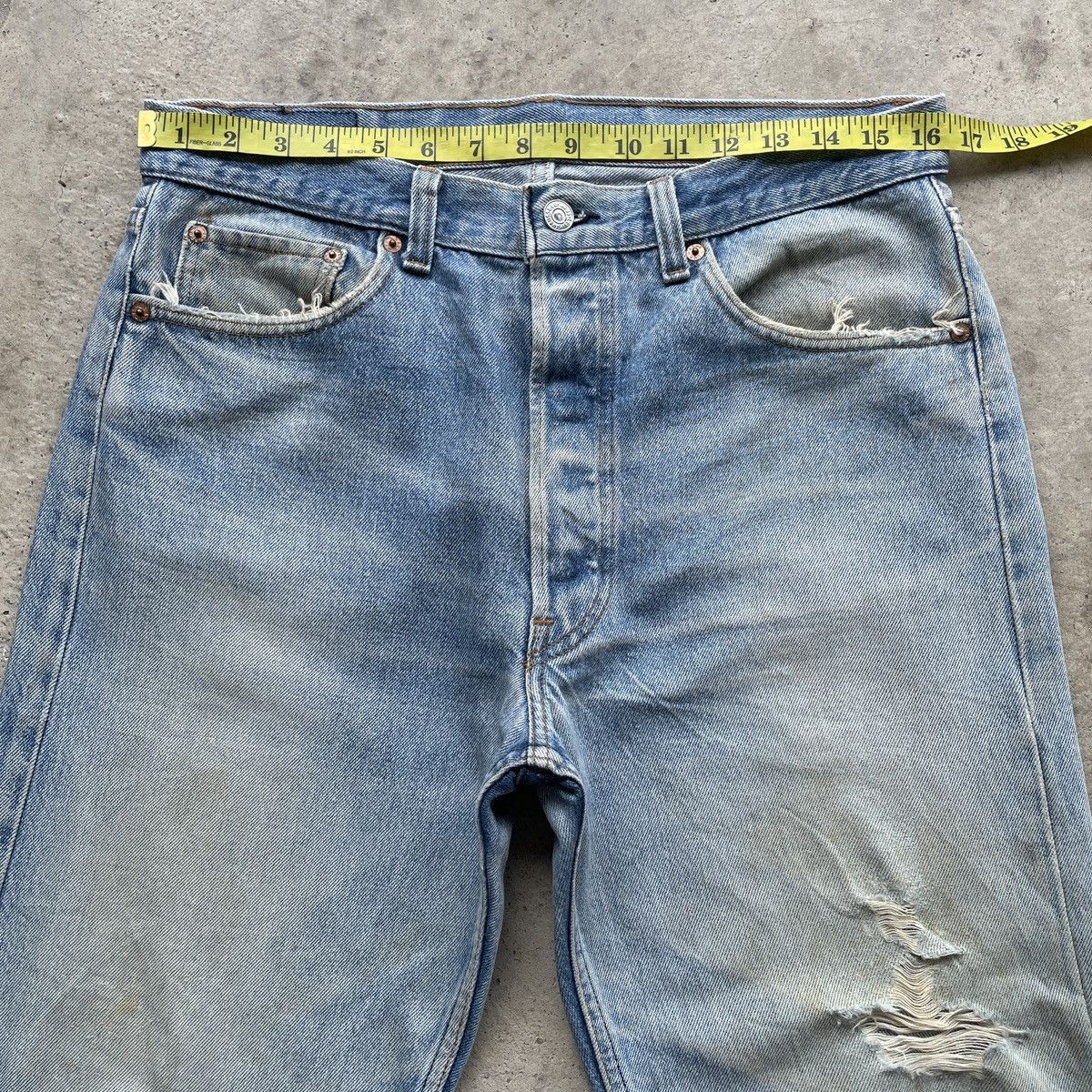 Jean × Levi's × Vintage 90s Vintage Levi’s 501 Faded Made In USA Jeans Pants Denim Size US 33 - 5 Thumbnail