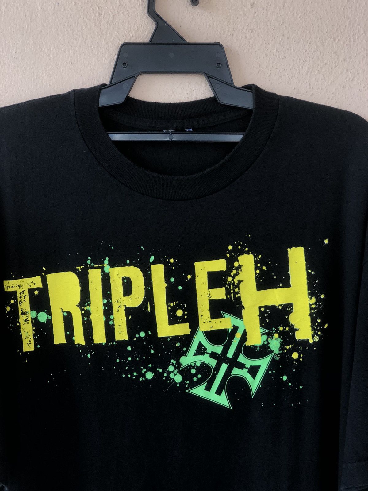 Vintage Vintage WWE TRIPLE H Rare Wrestling Tee Size US XL / EU 56 / 4 - 5 Thumbnail