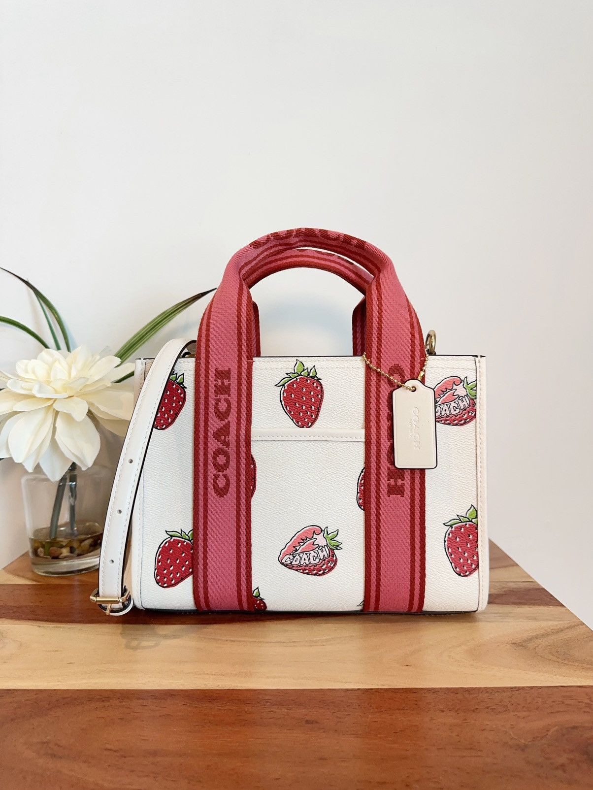 Coach NWT Coach Smith Tote Bag 24 With Strawberry Print Size ONE SIZE - 1 Thumbnail