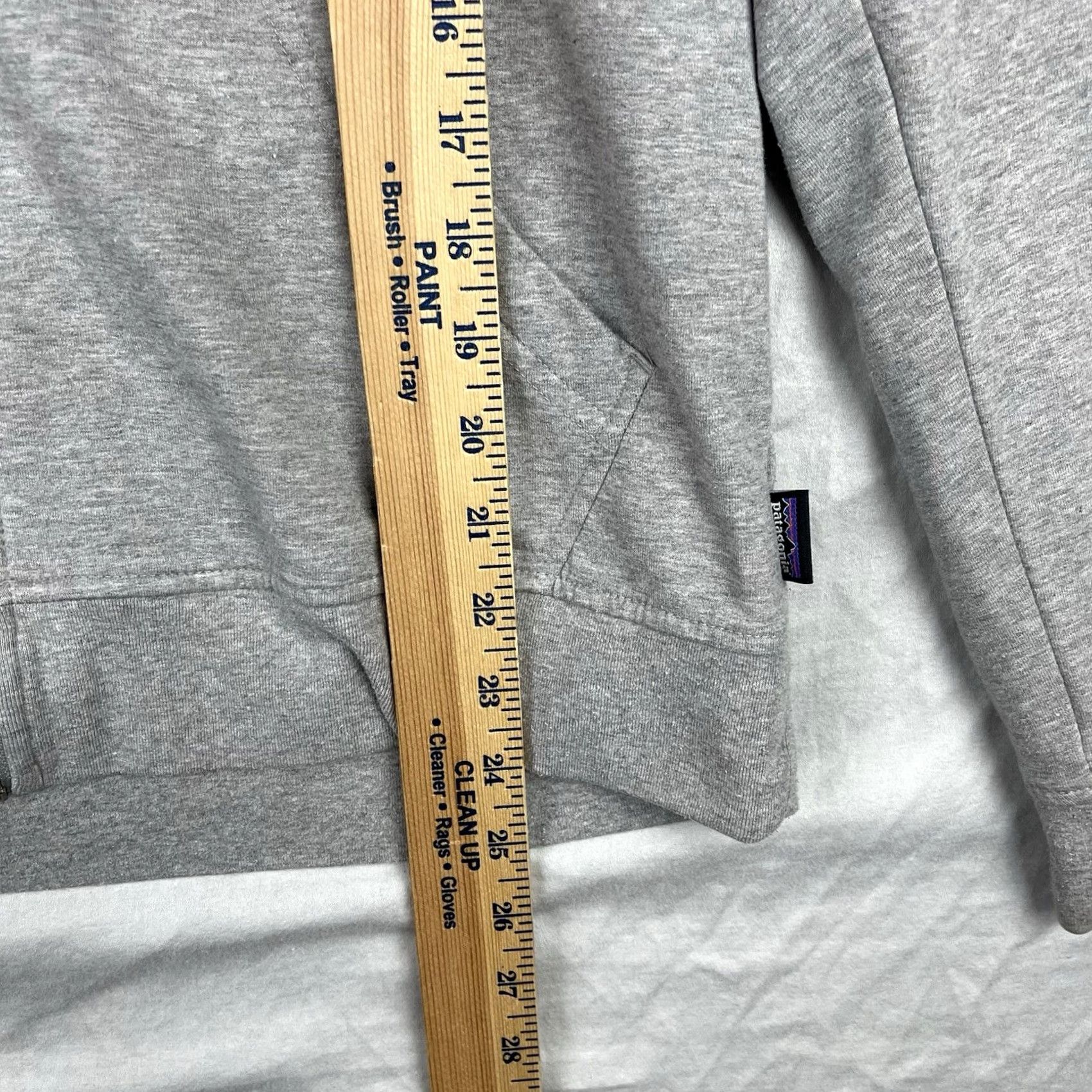Patagonia Patagonia Hoodie Womens Medium Gray Full Zip Organic Cotton Surf 90s Outdoor Classic Logo Pocket Regular Wooly? Size M / US 6-8 / IT 42-44 - 7 Thumbnail