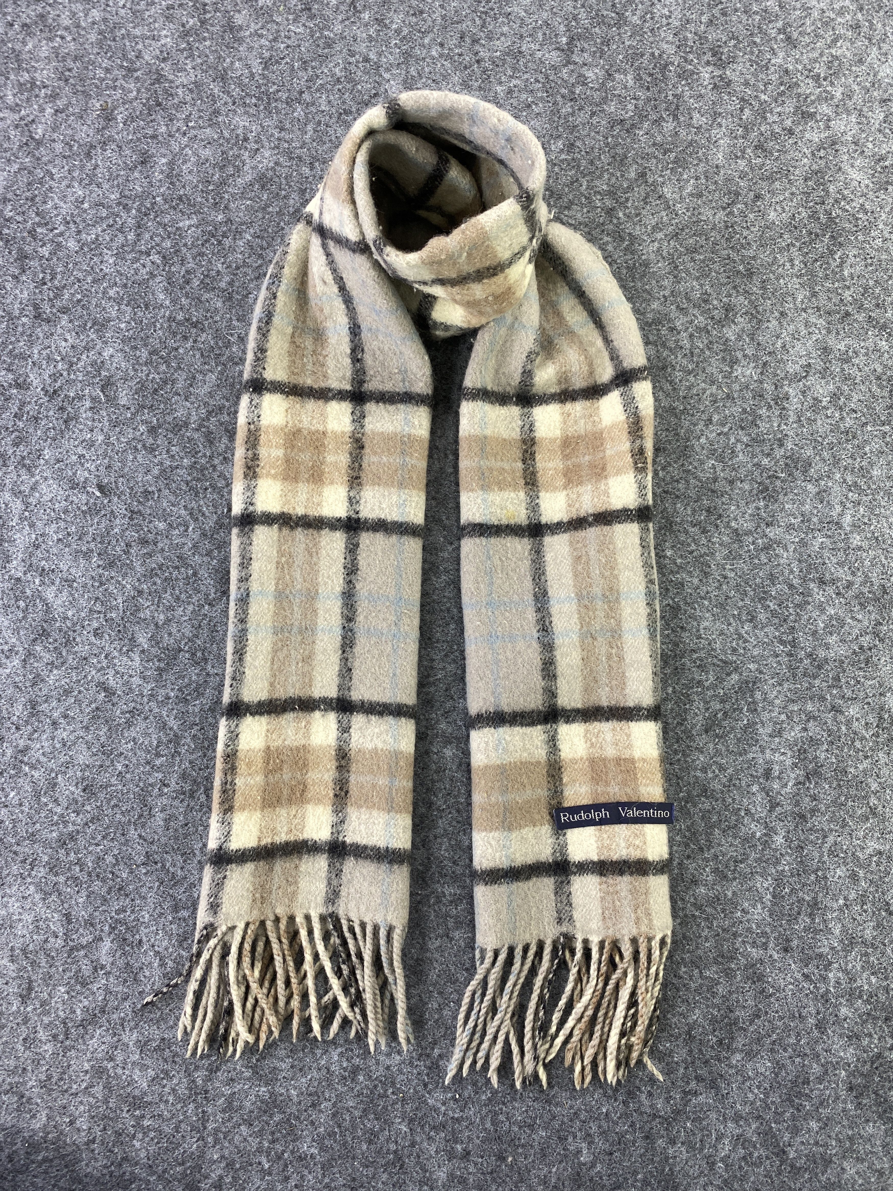 Designer RUDOLPH VALENTINO Scarf / Muffler / Neckwear -T300 Size ONE SIZE - 1 Thumbnail
