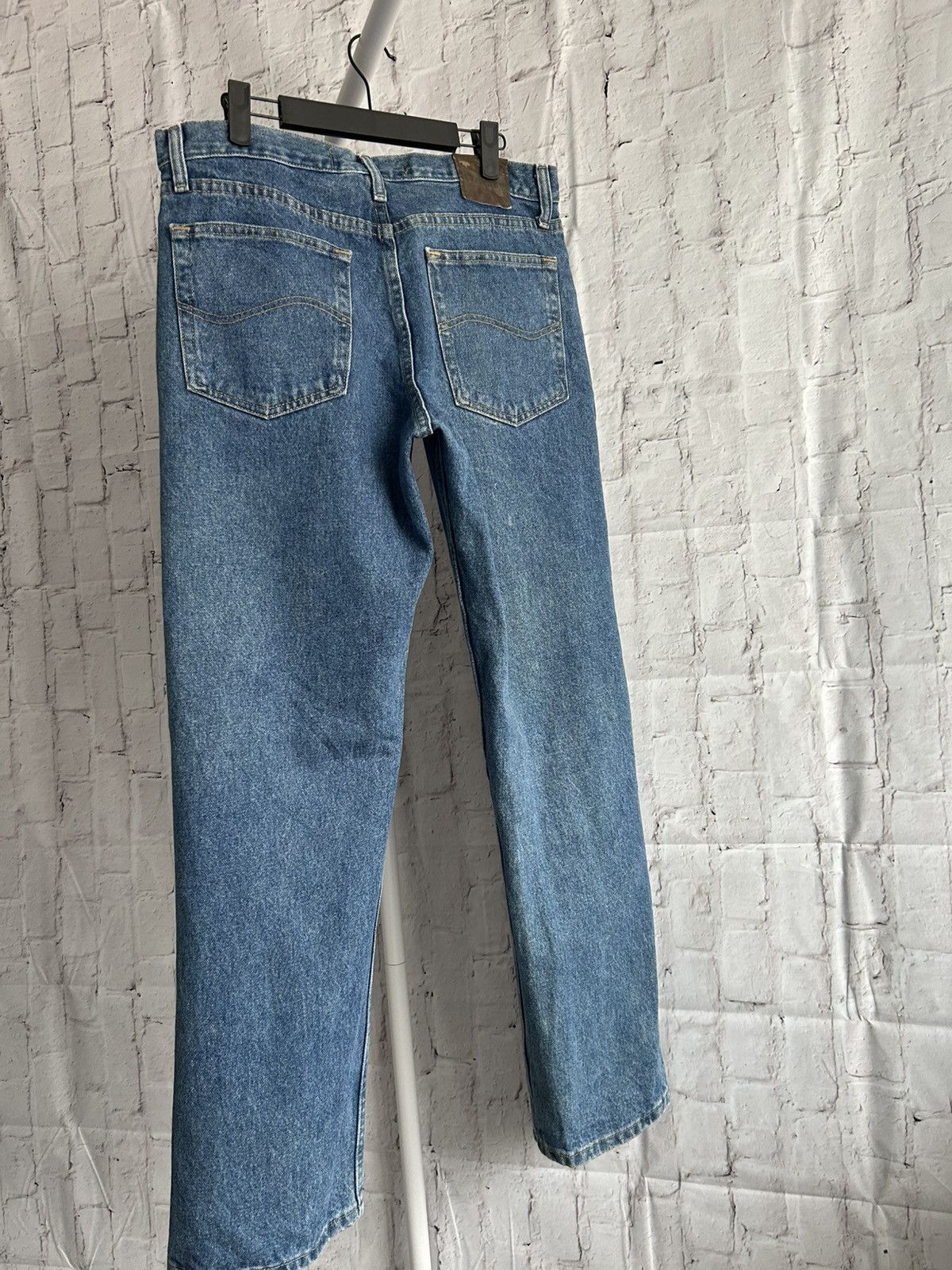 Lee Lee Vintage Denim – Size 33x30, Light Wash Size US 33 - 4 Thumbnail