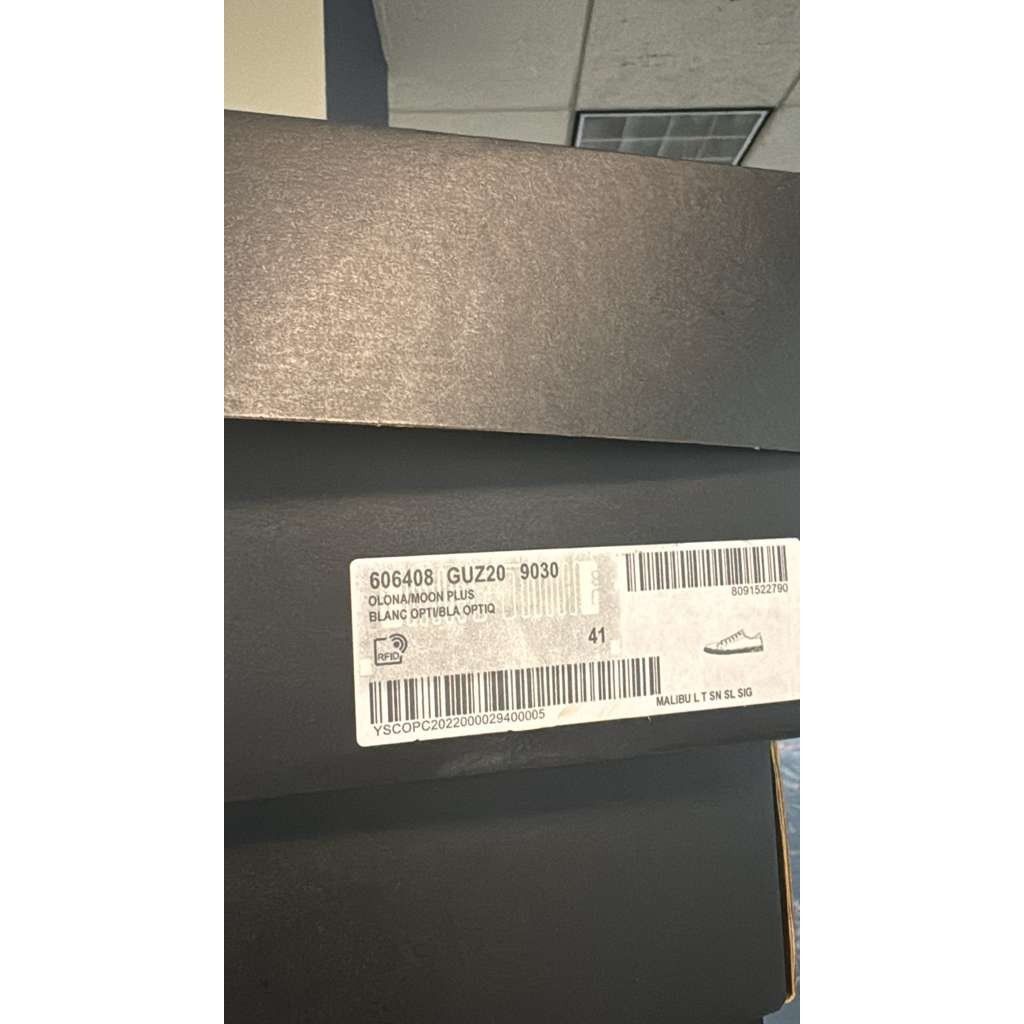 Saint Laurent Paris o1rshd1 Q:2 / Malibu L T Sneakers SL SIG in Blanc Size US 8 / EU 41 - 22 Thumbnail