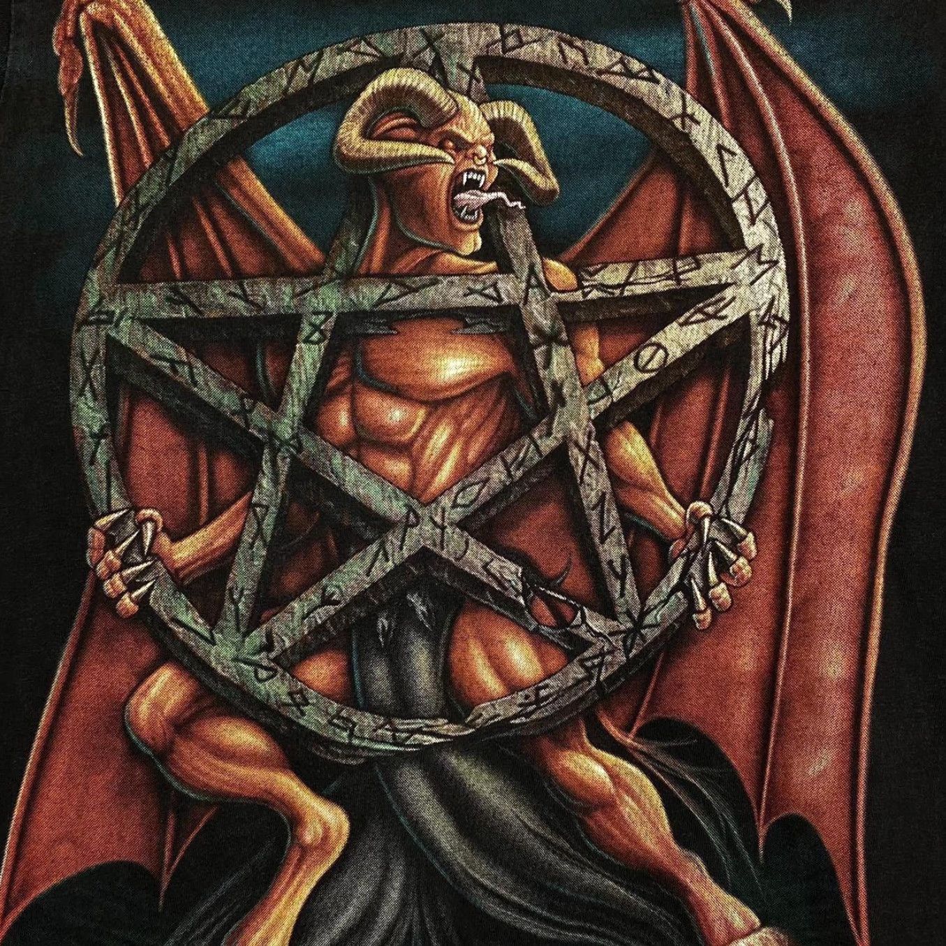Vintage VINTAGE Hero Buff T-Shirt Mens Short Sleeve Black Graphic Pentagram Gothic Horror Demon Devil 00s Small Size US S / EU 44-46 / 1 - 3 Thumbnail