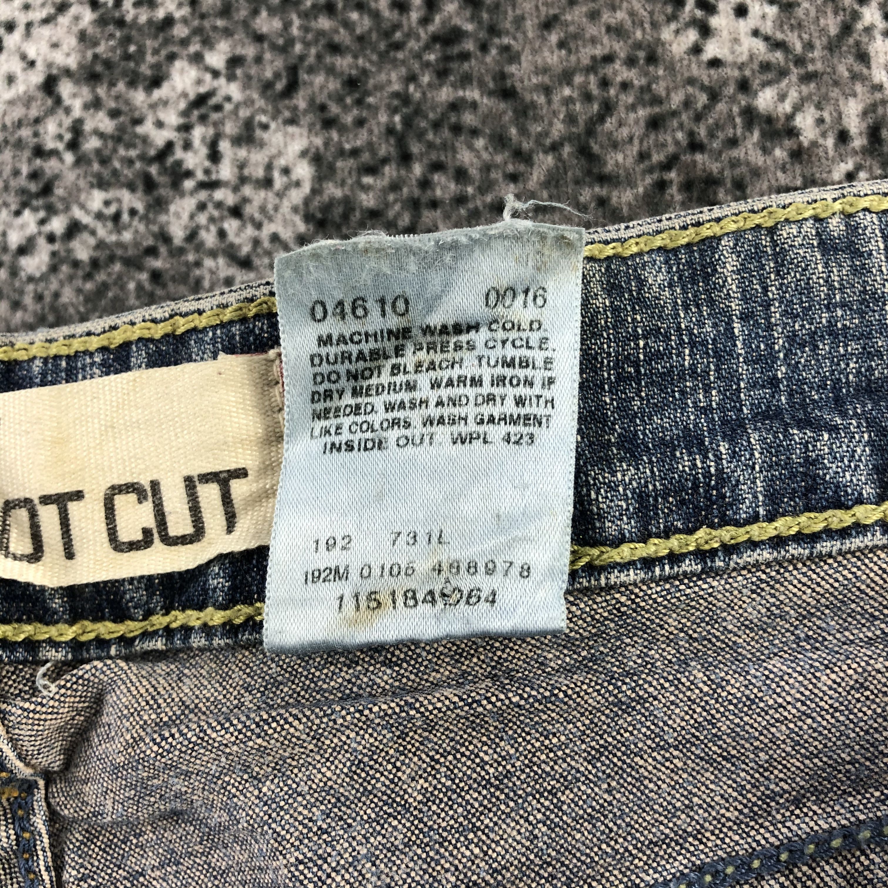 Levi's Vintage Levis 518 Jeans Flare Denim KJ964 Size US 36 / EU 52 - 13 Thumbnail