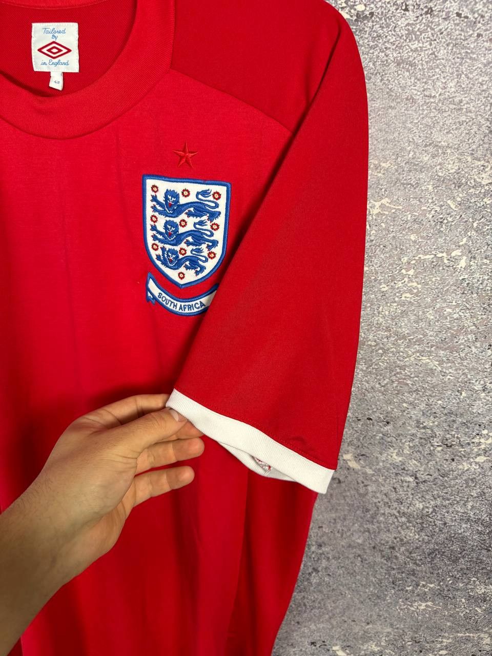 Umbro England National Team 2010 Umbro Soccer Jersey Size US L / EU 52-54 / 3 - 9 Thumbnail