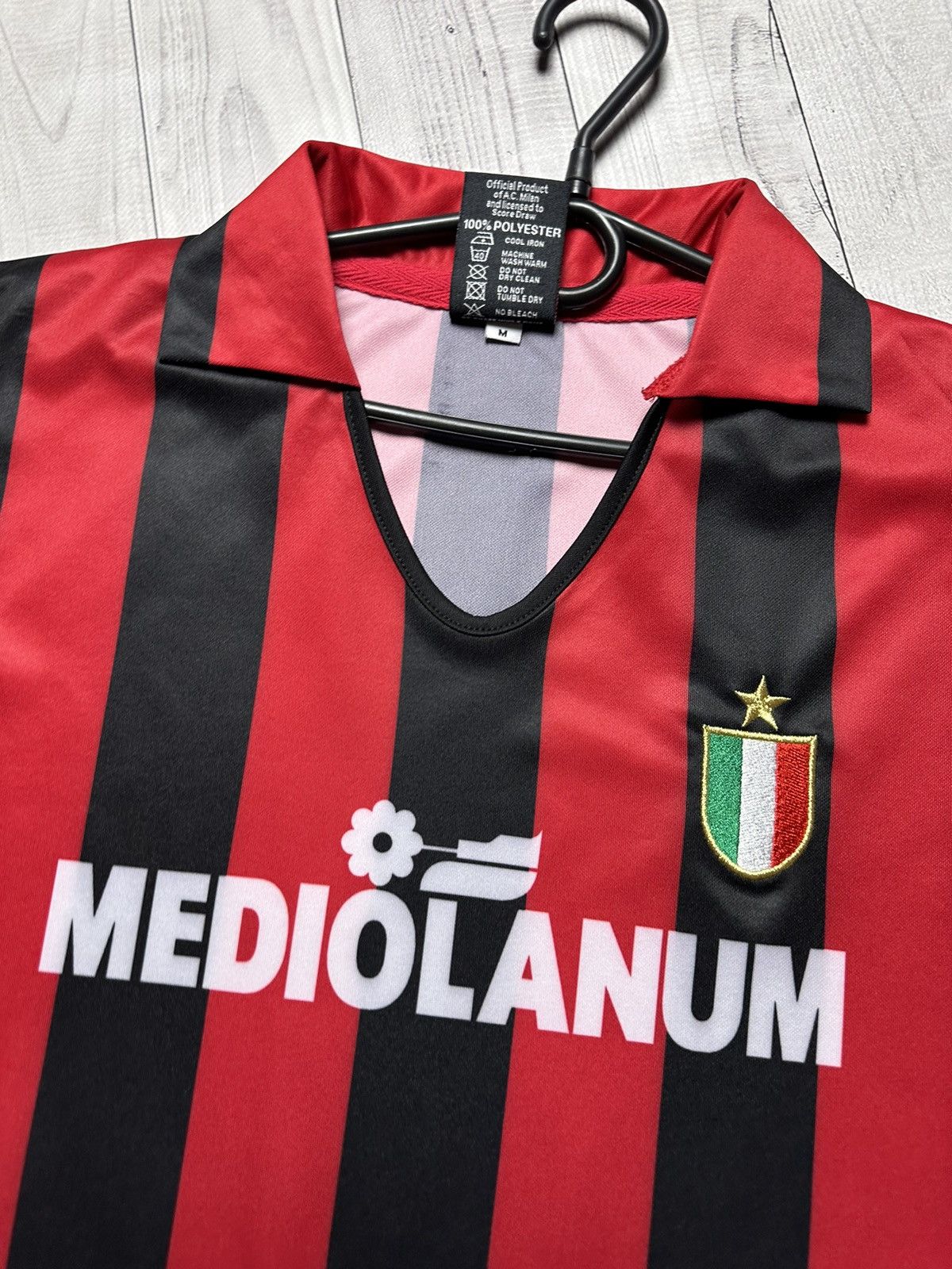 Vintage Vintage AC Milan soccer jersey retro Official product size M Size US M / EU 48-50 / 2 - 3 Thumbnail