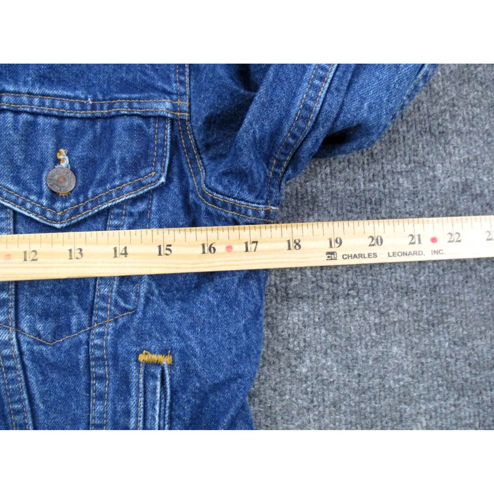 Levi's VINTAGE Levi's Jacket Mens 40 Blue Denim Trucker 70506 Red Tab 90s USA Denim Jacket Mens 40 Blue Size US 40 / EU 56 - 5 Thumbnail