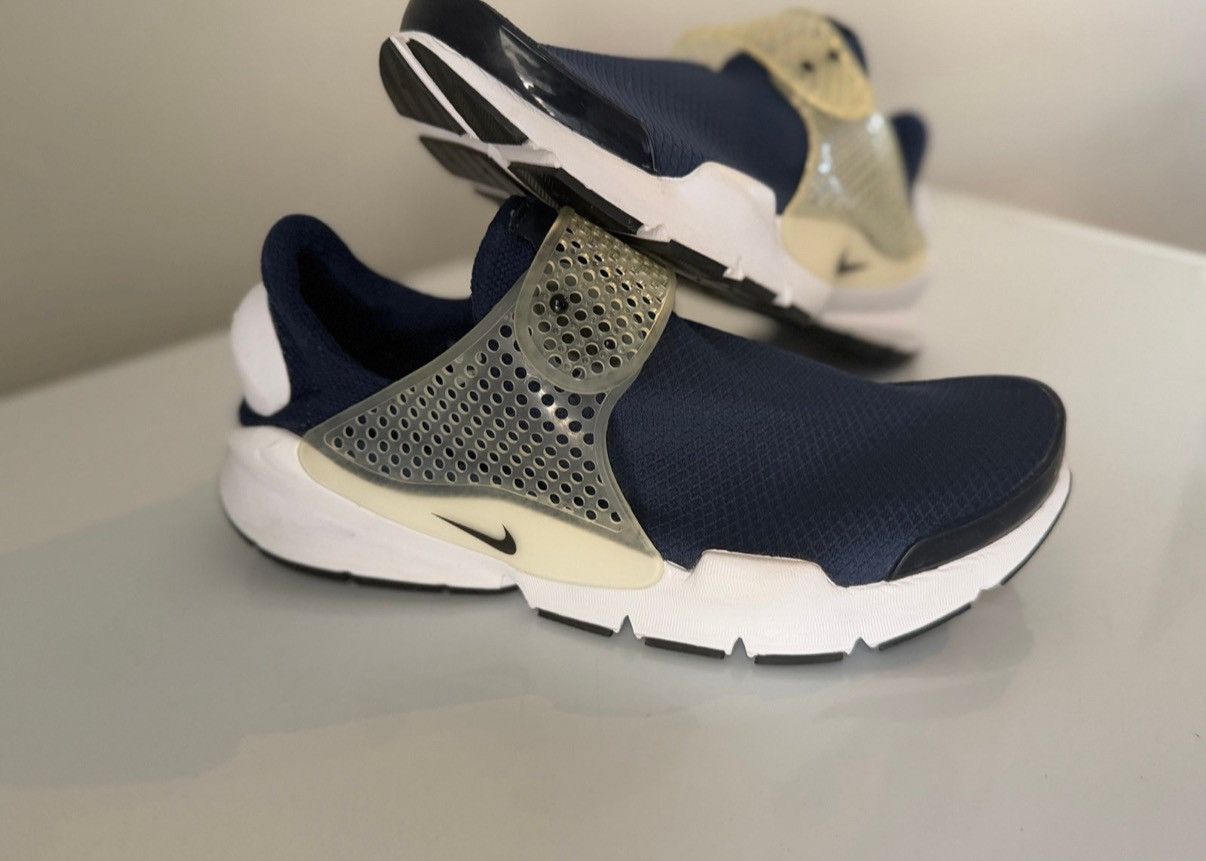 Nike Women’s Nike Sock Dart Midnight Navy Sz 7 Size US 7 / IT 37 - 2 Thumbnail