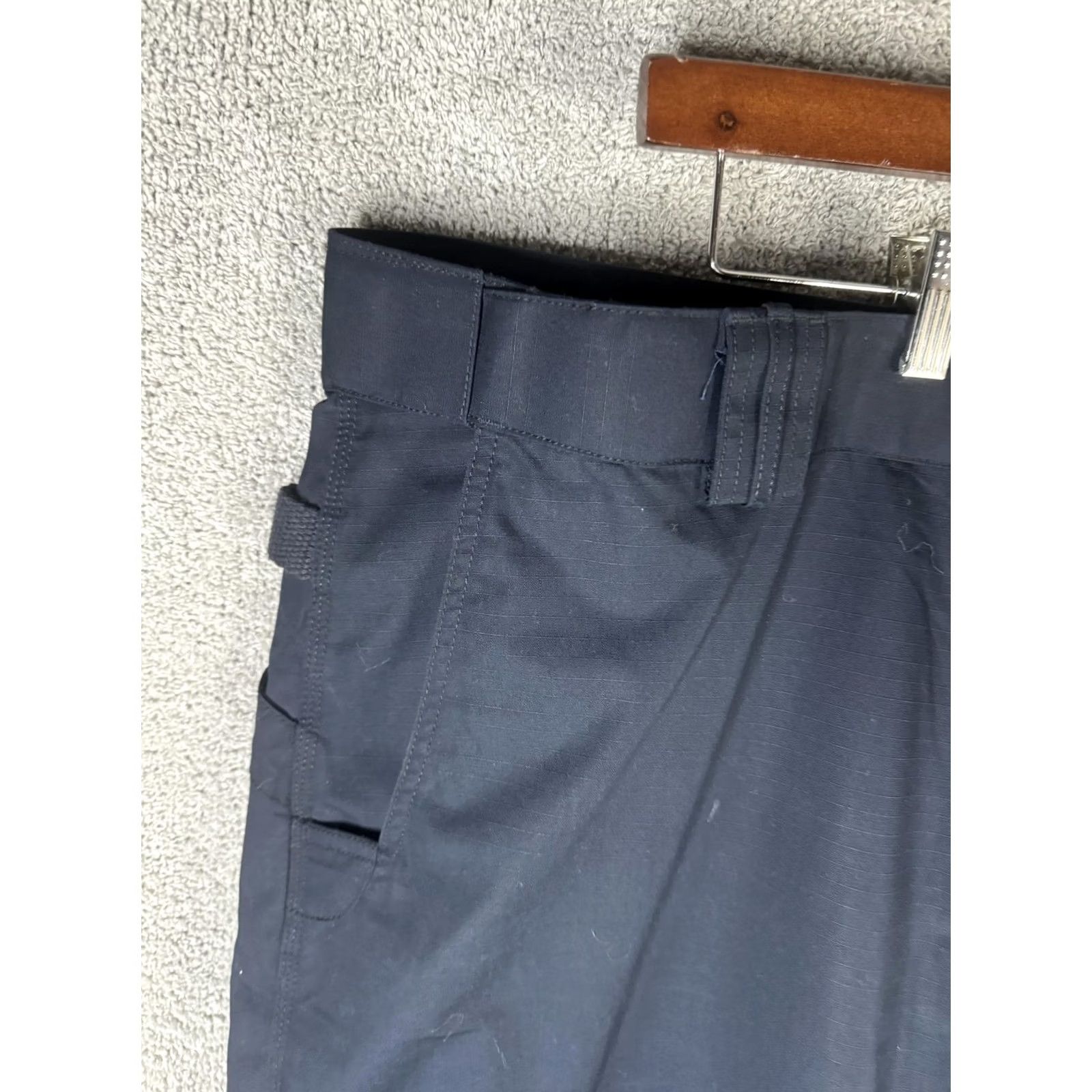 Vintage 5.11 Tactical Pants Mens 44x32 Navy Blue Cargo Ripstop Workwear Outdoor Utility Pants Mens Navy Blue 5.11 Tactical Cargo Ripstop Workwear Size US 44 / EU 60 - 2 Thumbnail