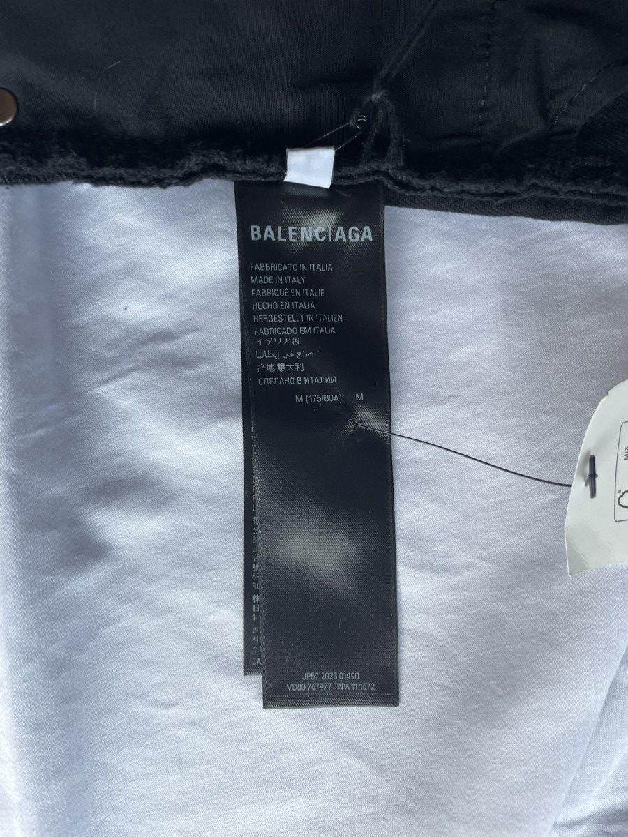 Balenciaga Balenciaga Size Tag Baggy Jeans Size US 34 / EU 50 - 9 Thumbnail