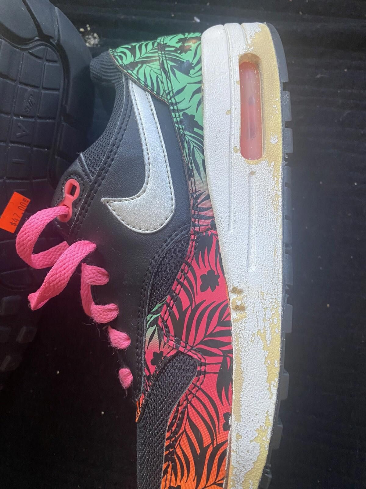 Nike Kids Nike Air Max 90 s 6.5y 705479-001 Black Pink Orange Size US 6.5 / EU 39-40 - 9 Thumbnail