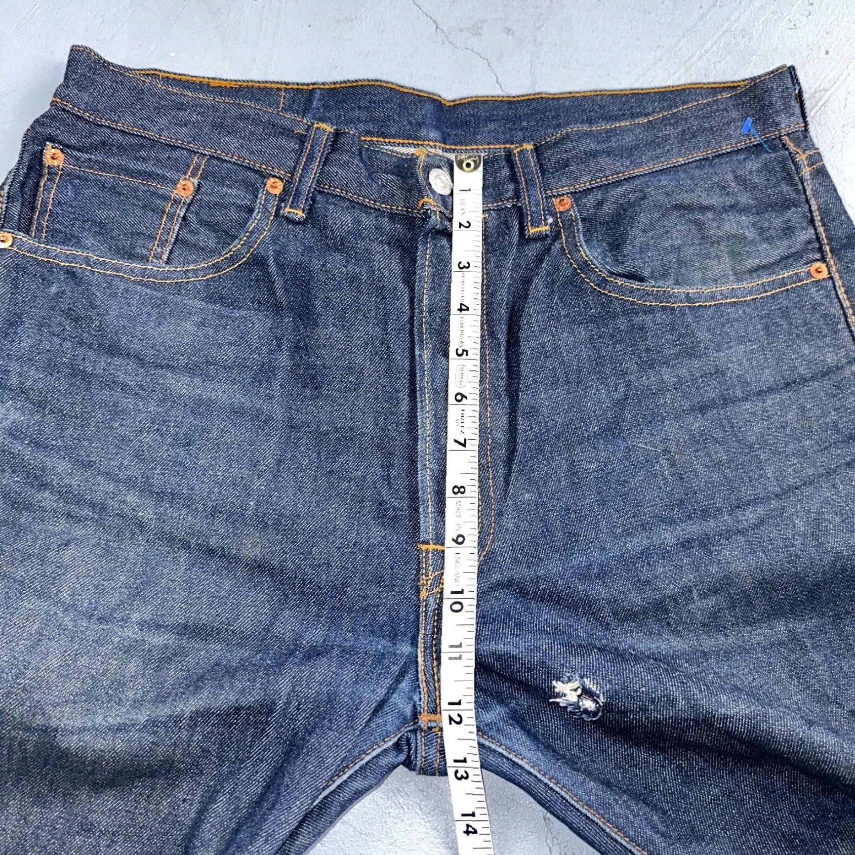 Levi's VINTAGE Levi's 501 Jeans Straight Levi's 501 Series Men Blue 34x31 Dark Wash 90s VTG Pin Denim Jeans Womens? Size US 34 / EU 50 - 7 Thumbnail