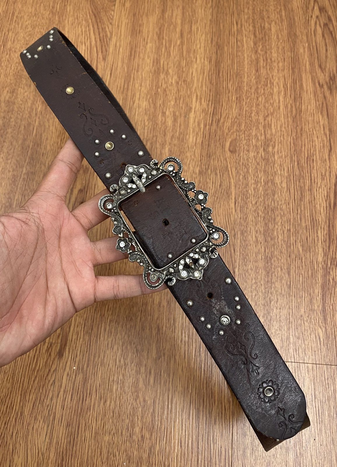 Other Vintage Anna sui leather crystal belt Size ONE SIZE - 3 Thumbnail