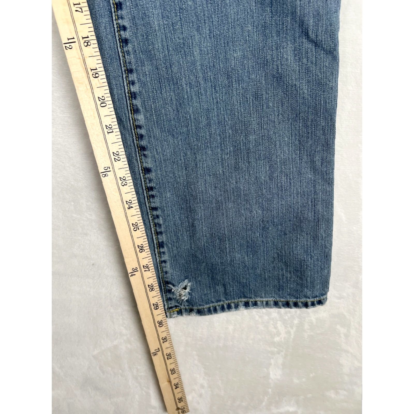 Guess VINTAGE Guess Jeans Mens 30 Blue Distressed Straight Leg Denim Y2K 2000s Size US 30 / EU 46 - 5 Thumbnail
