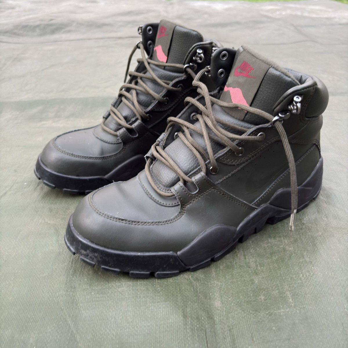 Nike Nike Rhyodomo ‘Sequioa’ High Top Hiking Boots Size US 9 / EU 42 - 1 Thumbnail