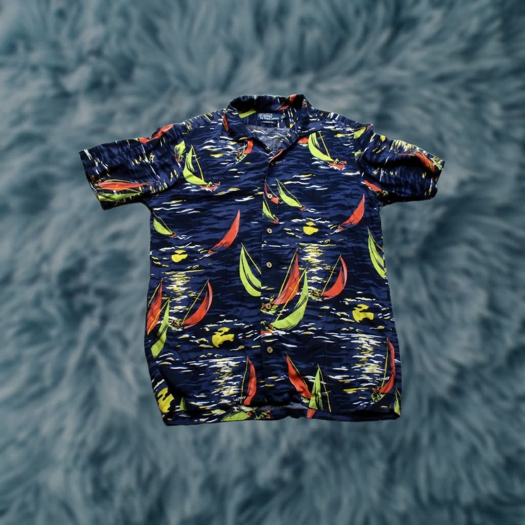 Polo Ralph Lauren VINTAGE Polo Ralph Lauren Hawaiian Shirt Mens S Sailboat Loop Collar Camp Button Size US S / EU 44-46 / 1 - 1 Thumbnail