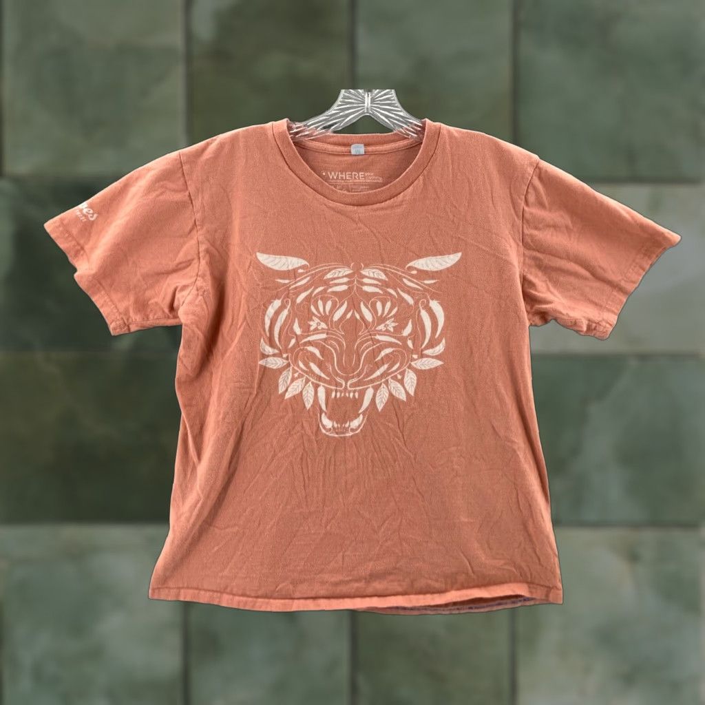 Vintage Cotton of the Carolinas Pink Shirt Womens Medium Animal Print Basic Jersey Short Sleeve Crew Neck Size M / US 6-8 / IT 42-44 - 1 Thumbnail