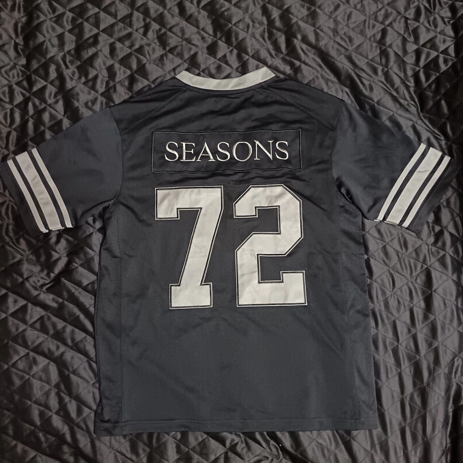 Band Tees Metallica 72 Seasons Metal Band Tour Football Jersey Size US M / EU 48-50 / 2 - 5 Thumbnail