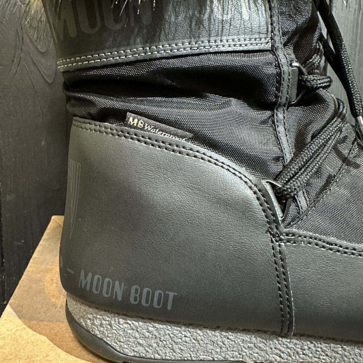Moon Boot MOON BOOT Waterproof Women’s Boots Size 38 eu 6us 5uk Size US 8 / IT 38 - 2 Thumbnail