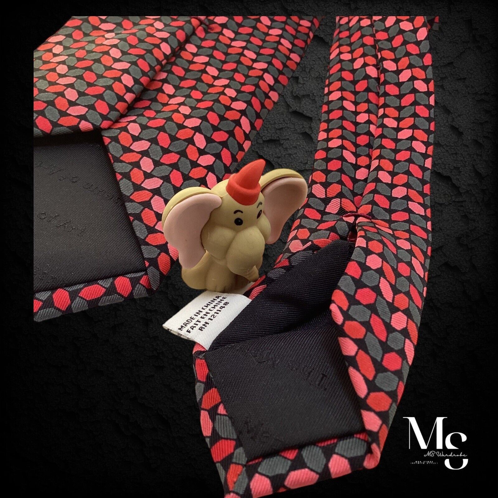 Other THE METROPOLITAN MUSEUM OF ART Red Geometric Luxury Silk Tie Size ONE SIZE - 5 Thumbnail